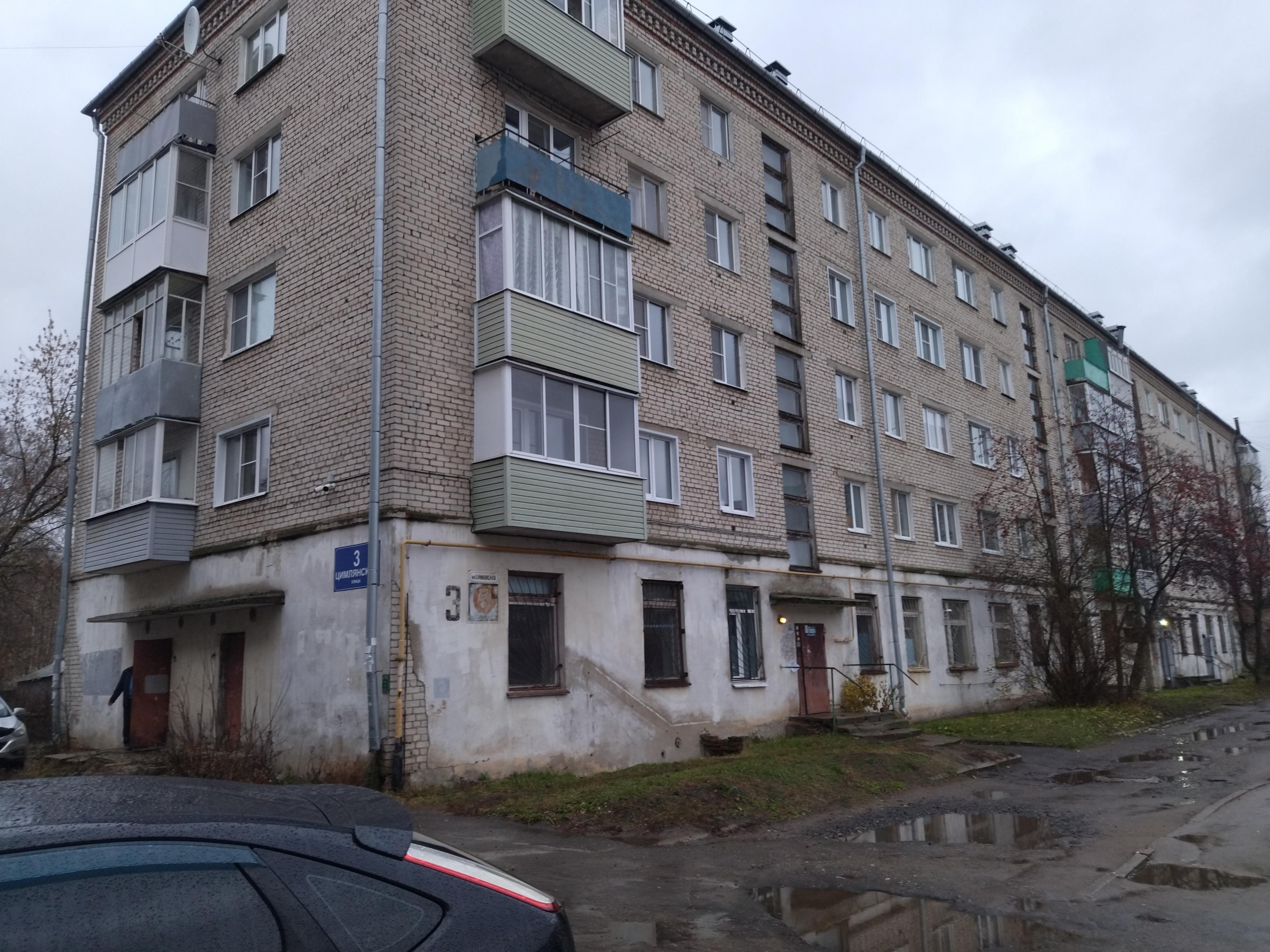 Помещение поликлиники, кадастровый номер: 76:20:050203:100, назначение: нежилое, номер, тип этажа, на котором расположено помещение: этаж № 01, площадь: 730,3 кв. м, местоположение: Ярославская область, р-н. Рыбинский, г. Рыбинск, ул. Цимлянская, д. 3, пом. I.