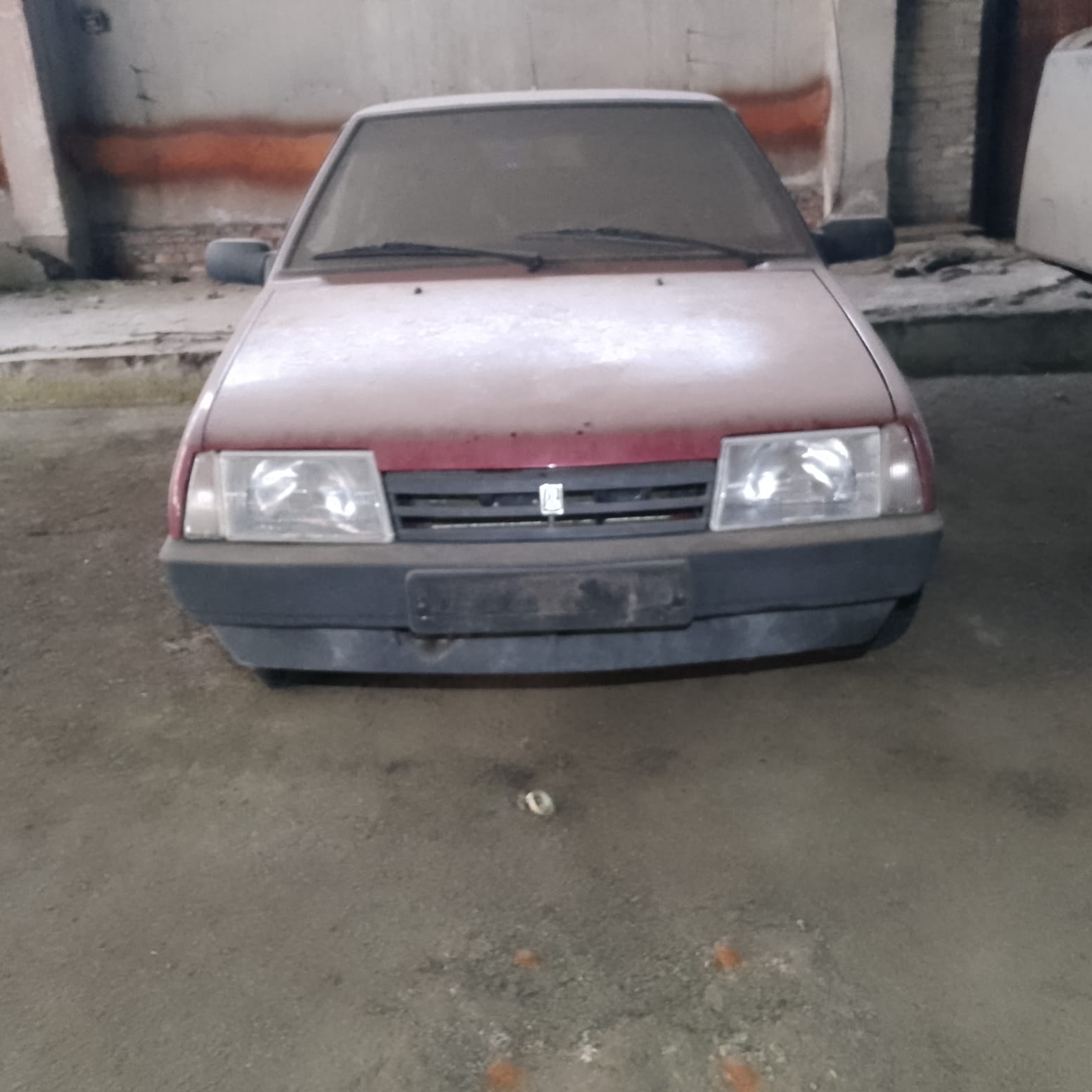 Лот № 44. Автомобиль "ВАЗ 21093", г.р.з. Р868МС43, VIN: XTA21093023030329, 2001 г.в., в наличии СТС, ПТС, ключ (11-008357-1)