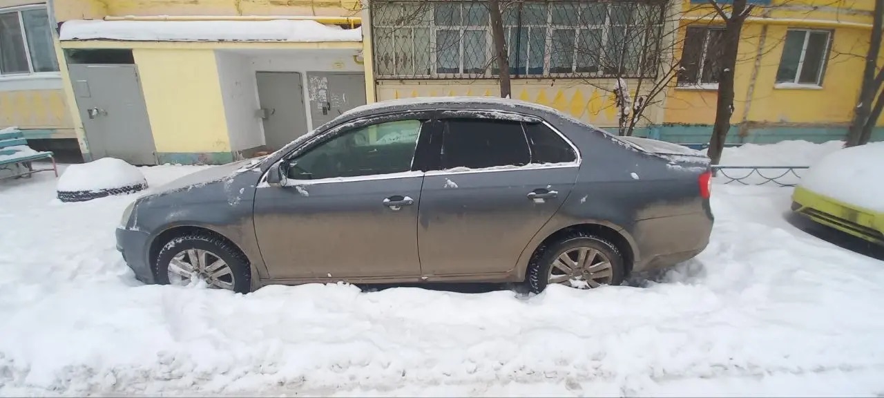 ФОЛЬКСВАГЕН JЕТТА, 2008 г.в., г/н Е246ТВ716, VIN: XW8ZZZ1KZ8G202695. Начальная цена – 211 820,00 руб. (1274 (II), Акчурин Р.А.)