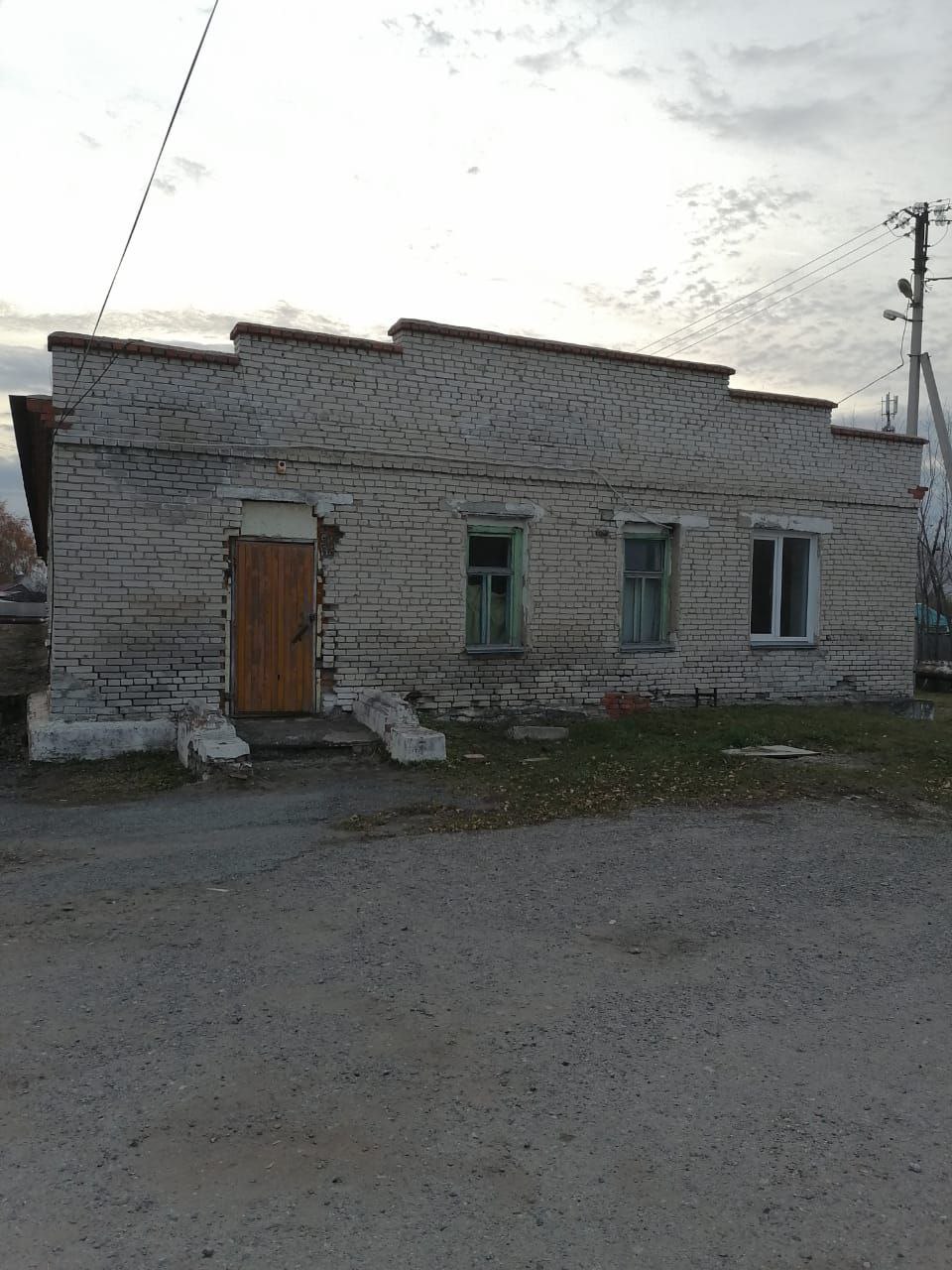 Здание инфекционного отделения по адресу: Курганская область, Шумихинский муниципальный округ, г. Шумиха, ул. Советская, д. 125