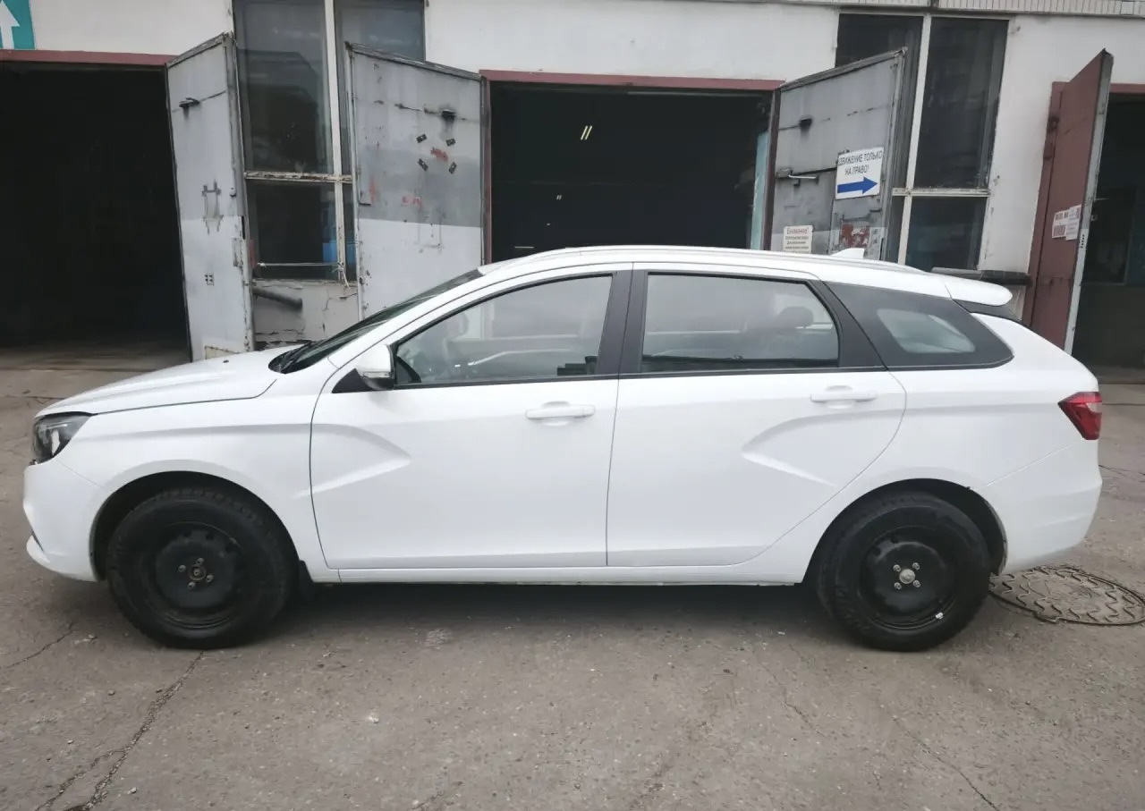Продажа транспортного средства Легковые автомобили LADA VESTA (VIN) XTAGFK110LY403795