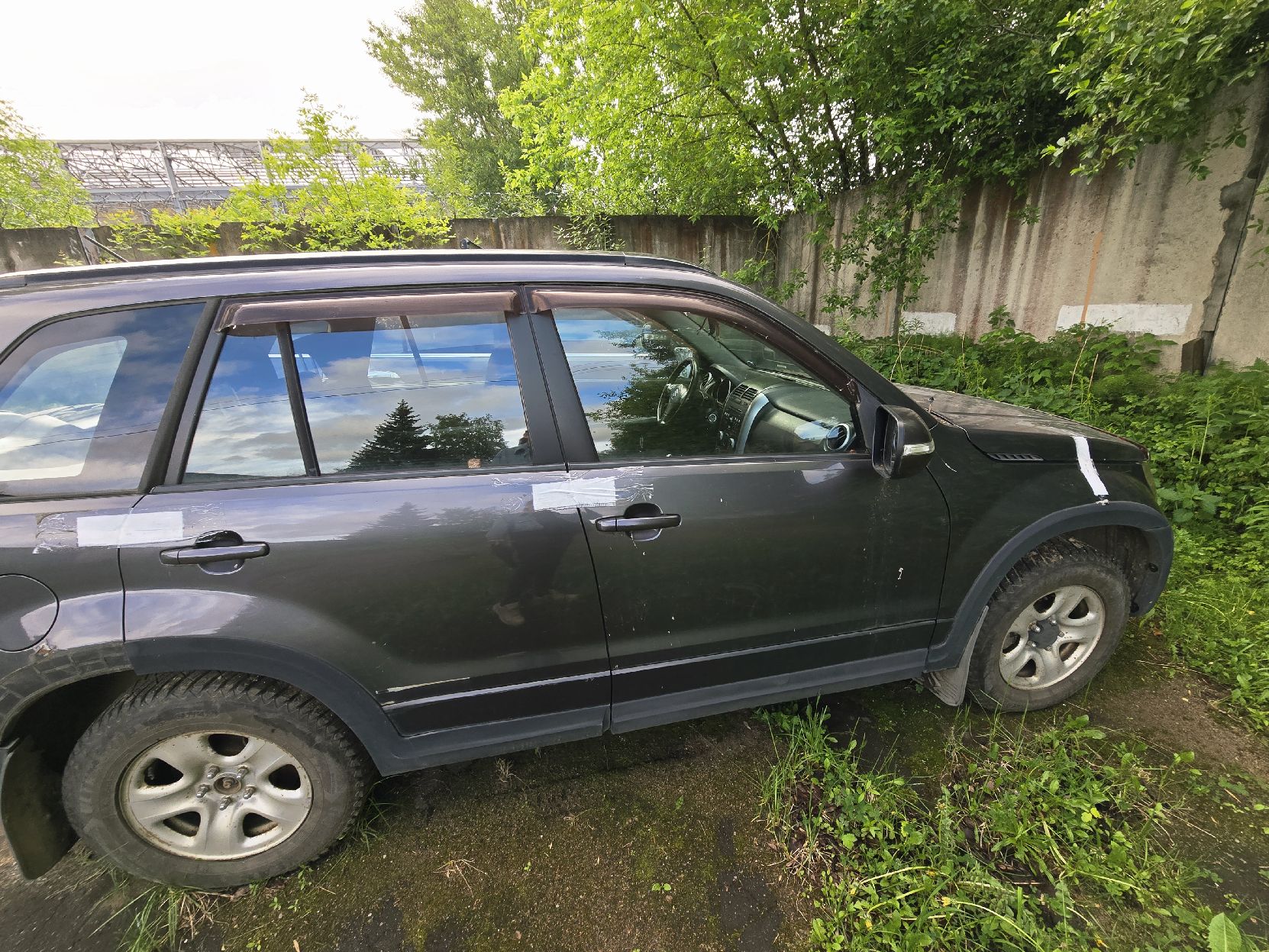 Автомобиль Suzuki Grand Vitara, 2010 года выпуска, государственный номер В680ХН76, идентификационный номер (VIN) JSAJTD54V00604934, местонахождение: Ярославская обл., г. Рыбинск, ул. Танкистов, территория Рыбинского фидиала АО «Ярославское АТП». Собственник имущества - Линкевичиус Д.А.