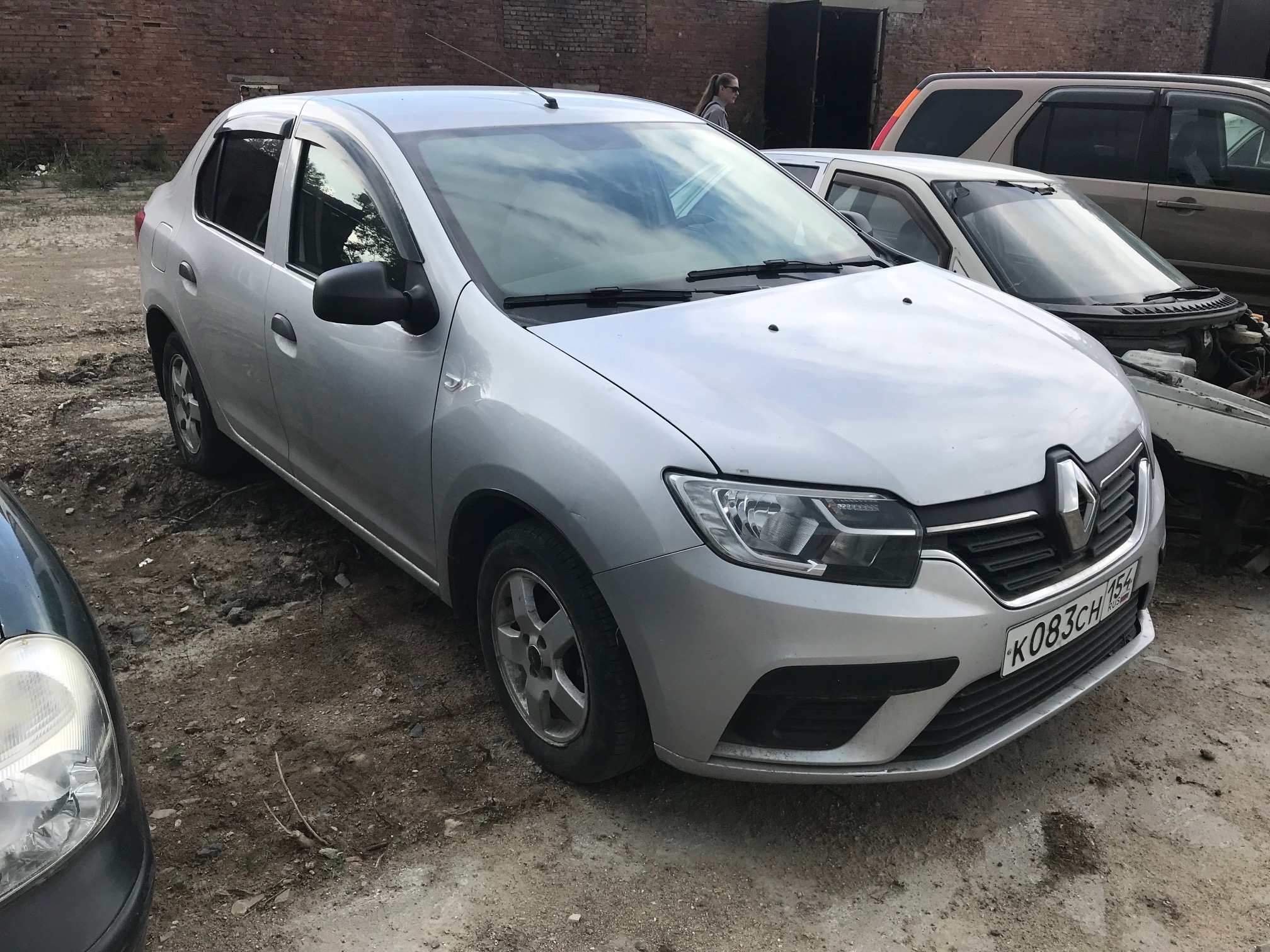 Автомобиль марки Renault Logan (Рено Логан) 4SRL V4 (4 ЭсЭрЭль Ве4), К083СН154, 2020 г.в., X7L4SRLV464928113 (документы, ключи отсутствуют)