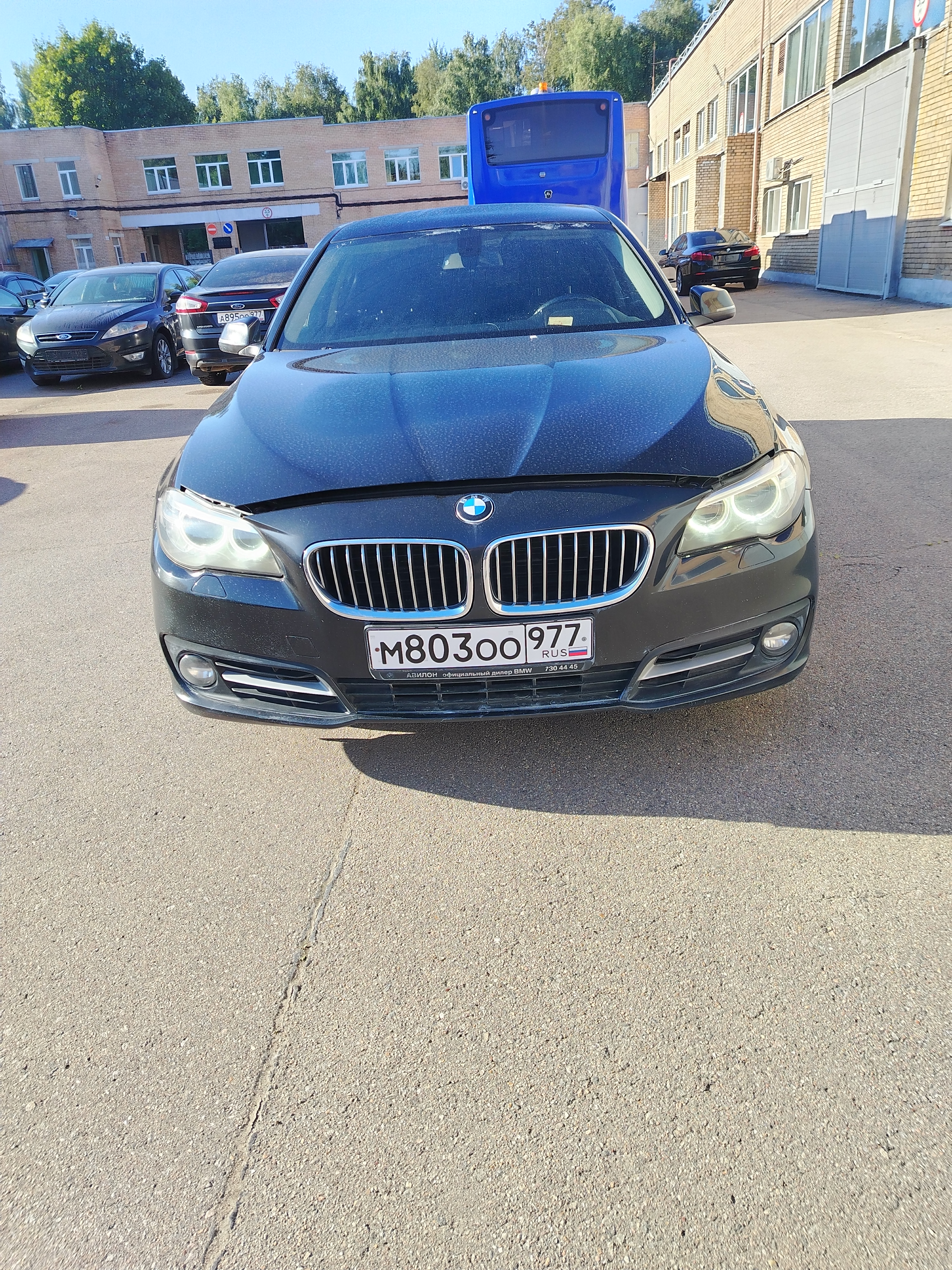 Легковой автомобиль