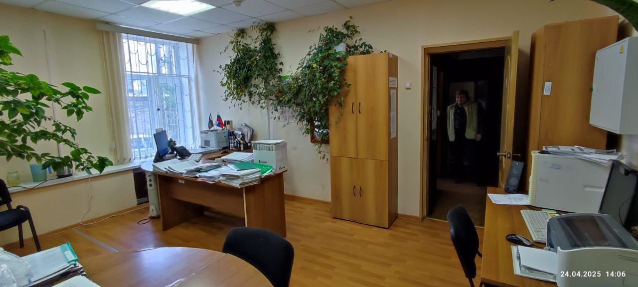 Нежилое помещение, площадью 23,1 кв.м, расположенное по адресу: Тверская область, Сонковский муниципальный район, гпп Сонково, пгт Сонково, ул. Луначарского, д. 5, пом. 011б, кадастровый номер 69:30:0070146:341, РНФИ П13690046182.