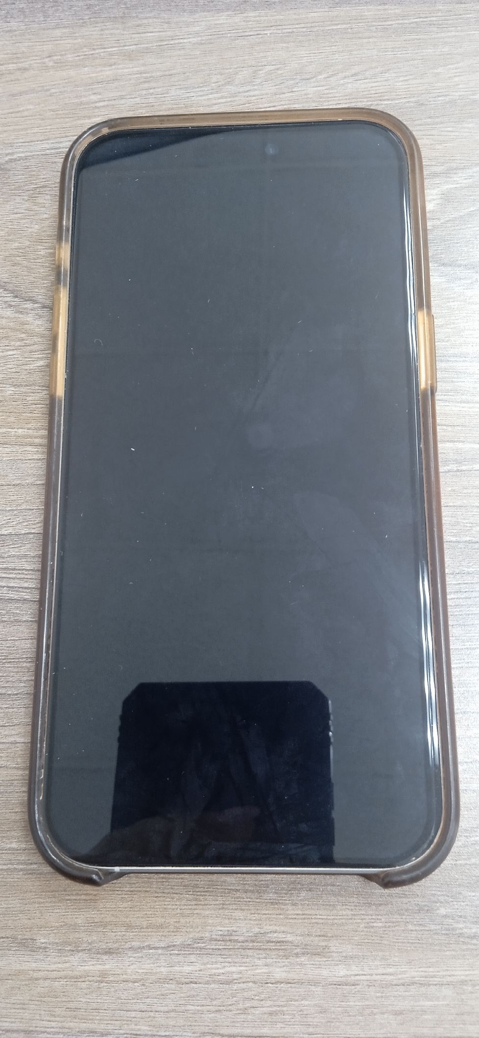 Мобильный телефон марки «Айфон 15 Про Макс» («Iphone 15 Pro Max») номер модели: MU783BE/A, серийный номер: GP9WCFXP5Q, IMEI1: 354679848108166, IMEI2: 54679848252501. Мобильный телефон марки «Айфон 13» (Iphone 13) модели: MLPG3ZD/A, серийный номер: J32DF47V9V, IMEI1: 358763465700996, IMEI2: 358763465584093.