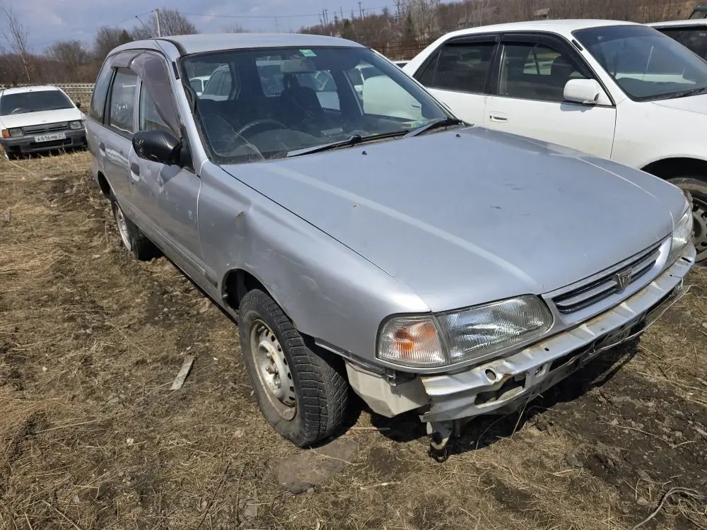 Автомобиль марки Nissan Wingroad,г/н К332УО27, 1996 г.в., № кузова WFNY10122865.