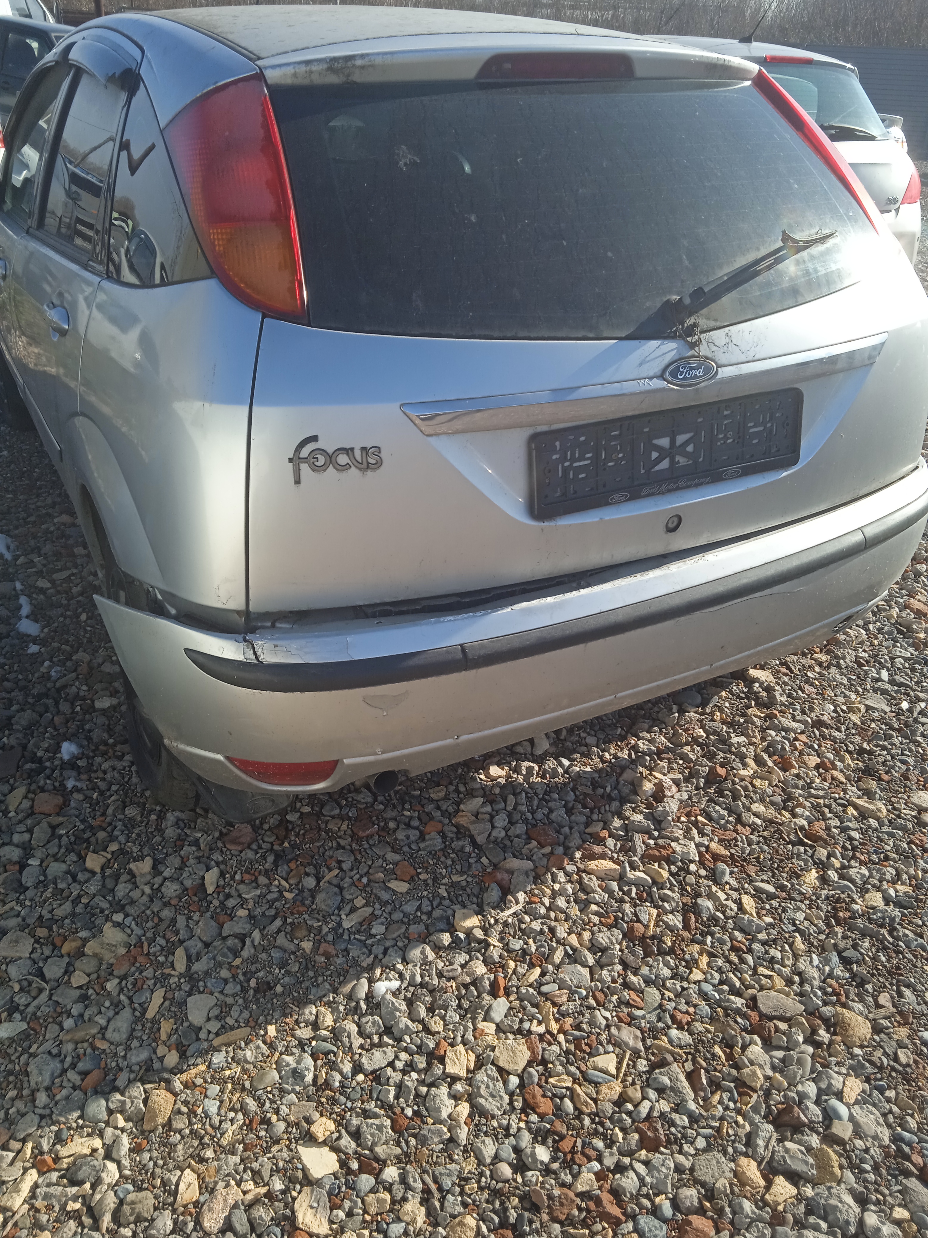 Транспортное средство Форд Фокус, Автомобиль Ford Focus