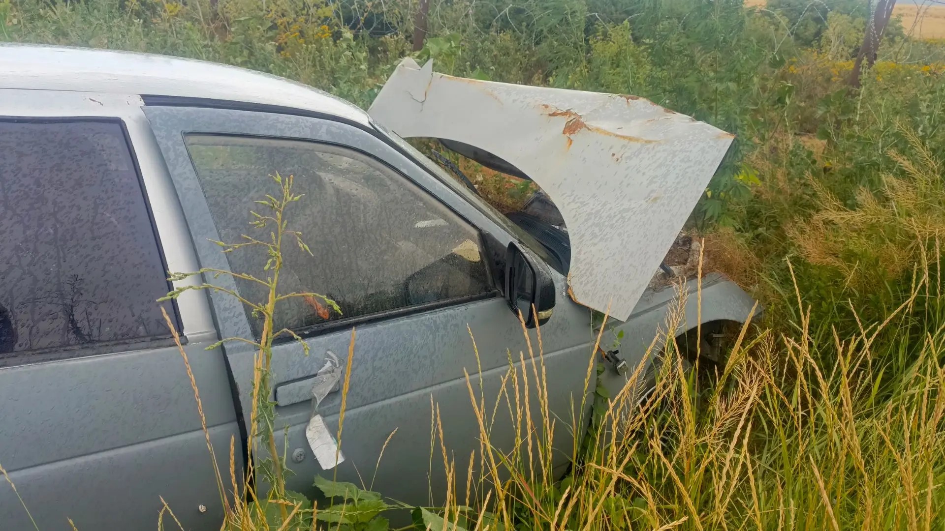 Автомобиль ВАЗ 21102