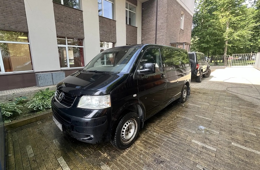 Продажа транспортного средства легкового автомобиля Фольксваген Каравелла 7HC (универсал), 2006 года выпуска, VIN WV2ZZZ7HZ7X016042