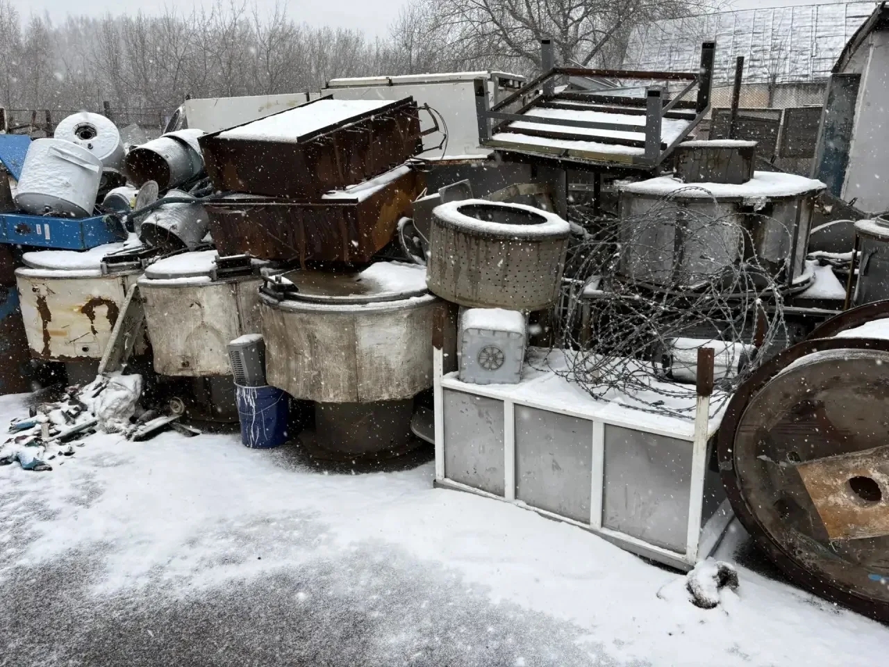 Лом черных металлов