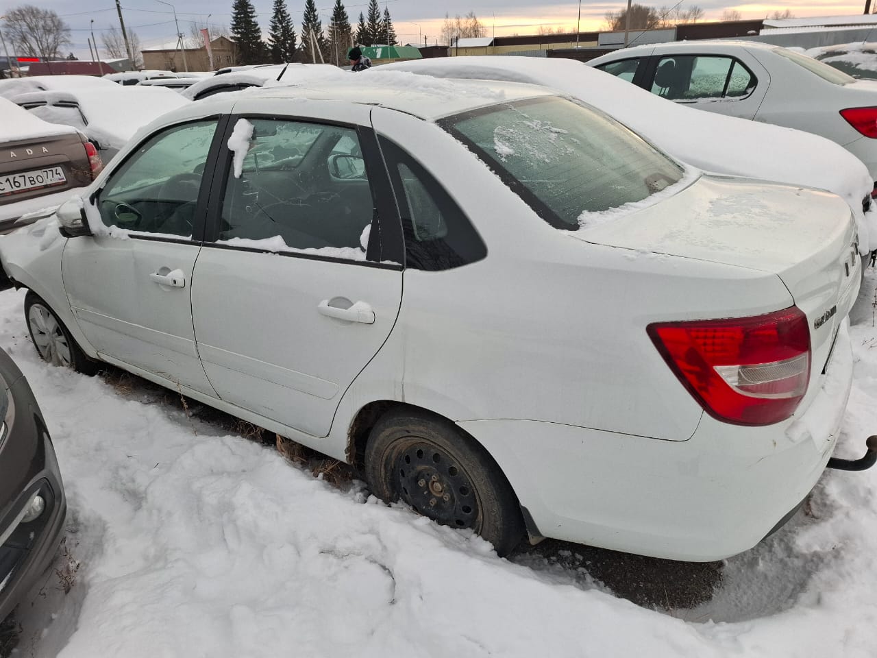 Автомобиль Лада Гранта г/н Х 239 ОО 102 VIN XTA219010K0595488
