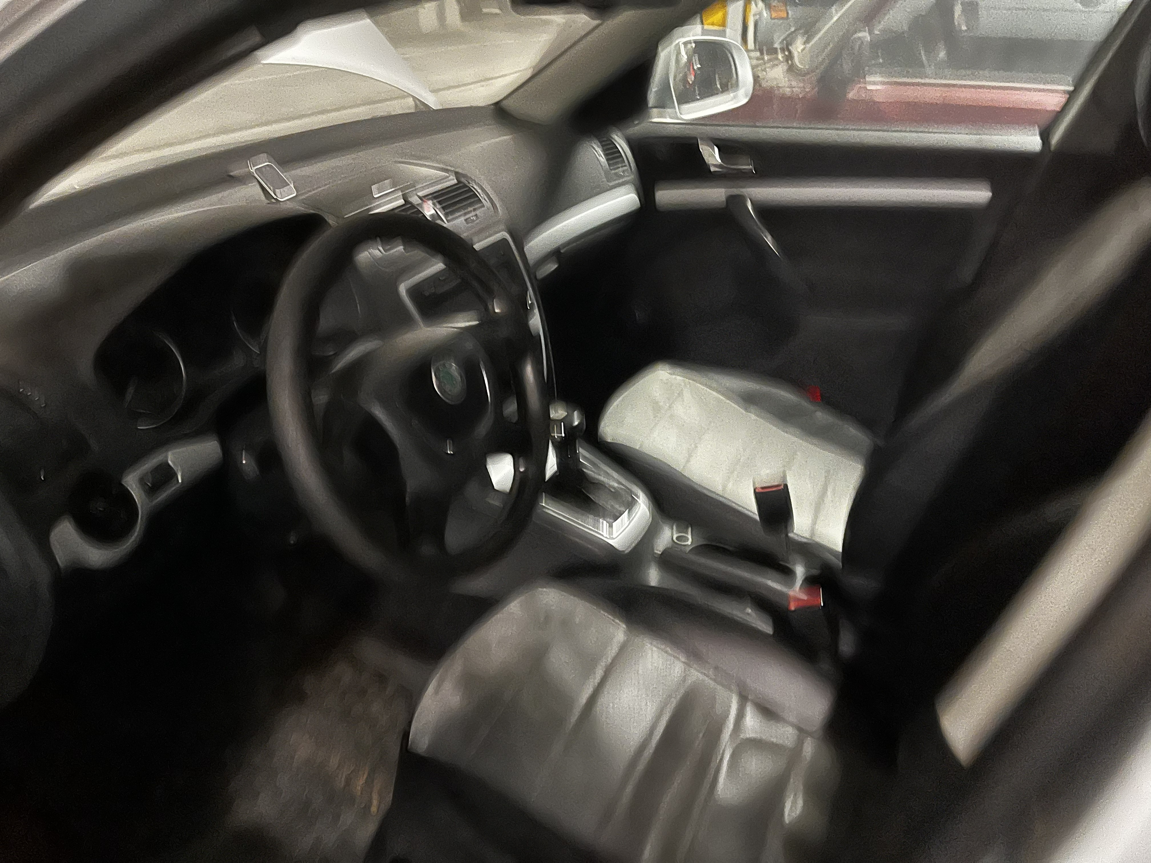 SKODA OCTAVIA9, 2011 года выпуска