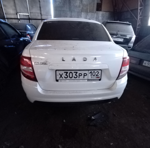 Автомобиль марки Лада Гранта Х303РР102, XTA219070K0613246