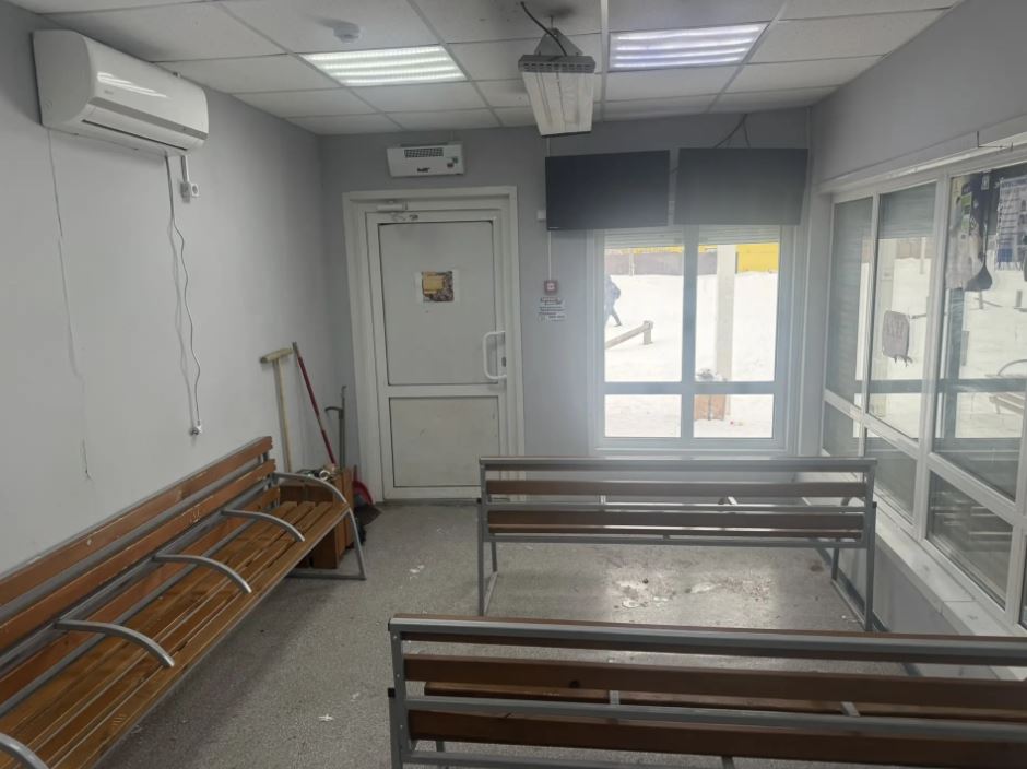 Право заключения договора аренды торговой площади 11,1 кв.м. муниципального имущества теплая автобусная остановка «Агрогородок», расположенная по адресу: Республика Саха (Якутия), г. Якутск, ул. Центральная с. Хатассы (конечная)