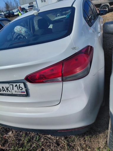 Автомобиль марки KIA YD (CERATO,FORTE) (086)