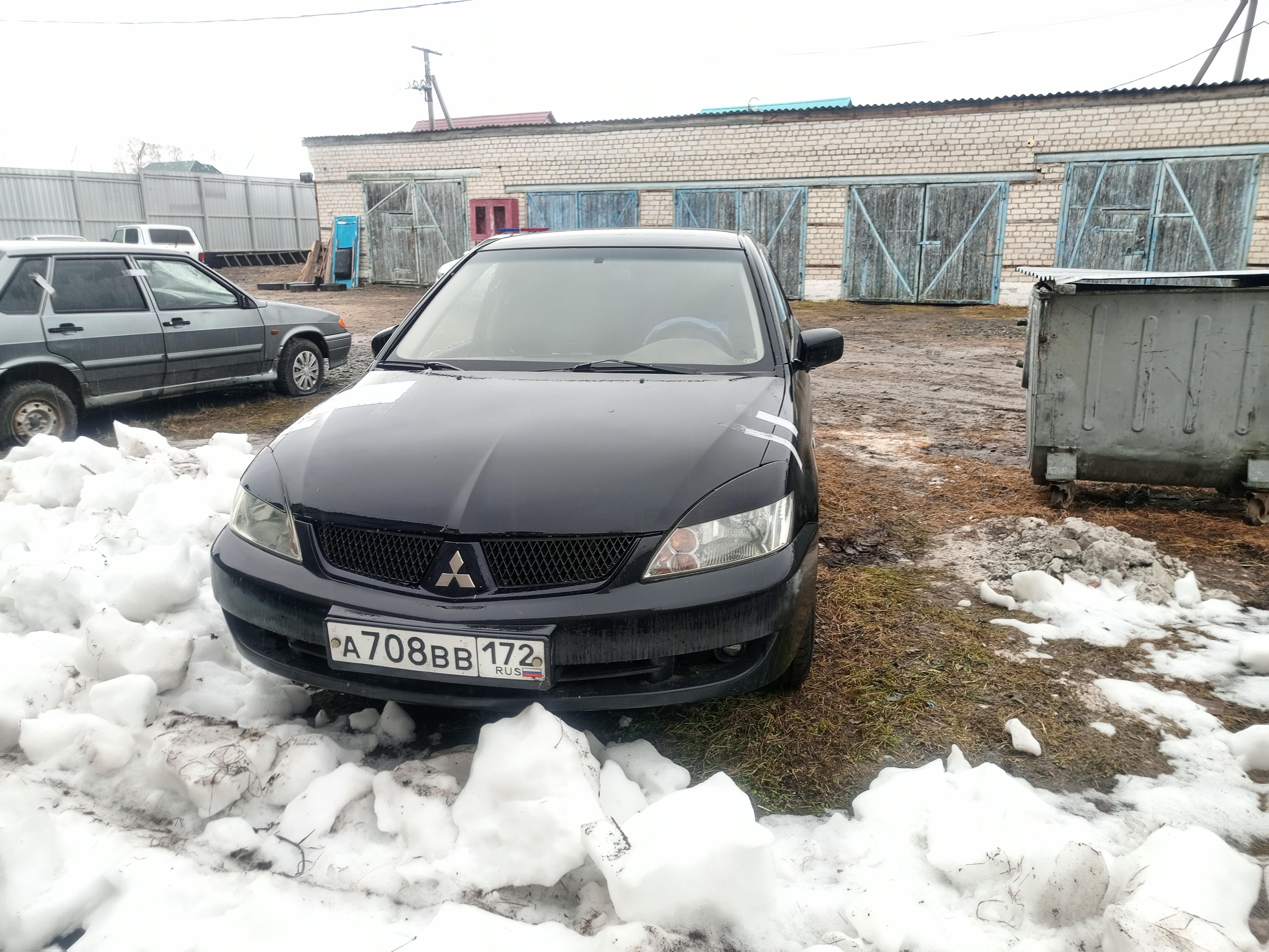 Автомобиль МИЦУБИСИ ЛАНСЕР 1.6. VIN JMBSNCS3A6U009494, г.р.з. А708ВВ172 ( с ключом и пультом сигнализации, документы отсутствуют, техническое состояние не проверялось, пробег не известен). Имущество продается в том виде, в каком оно есть, в случае продажи возврату/обмену не подлежит. За скрытые дефекты имущества Продавец ответственности не несет.