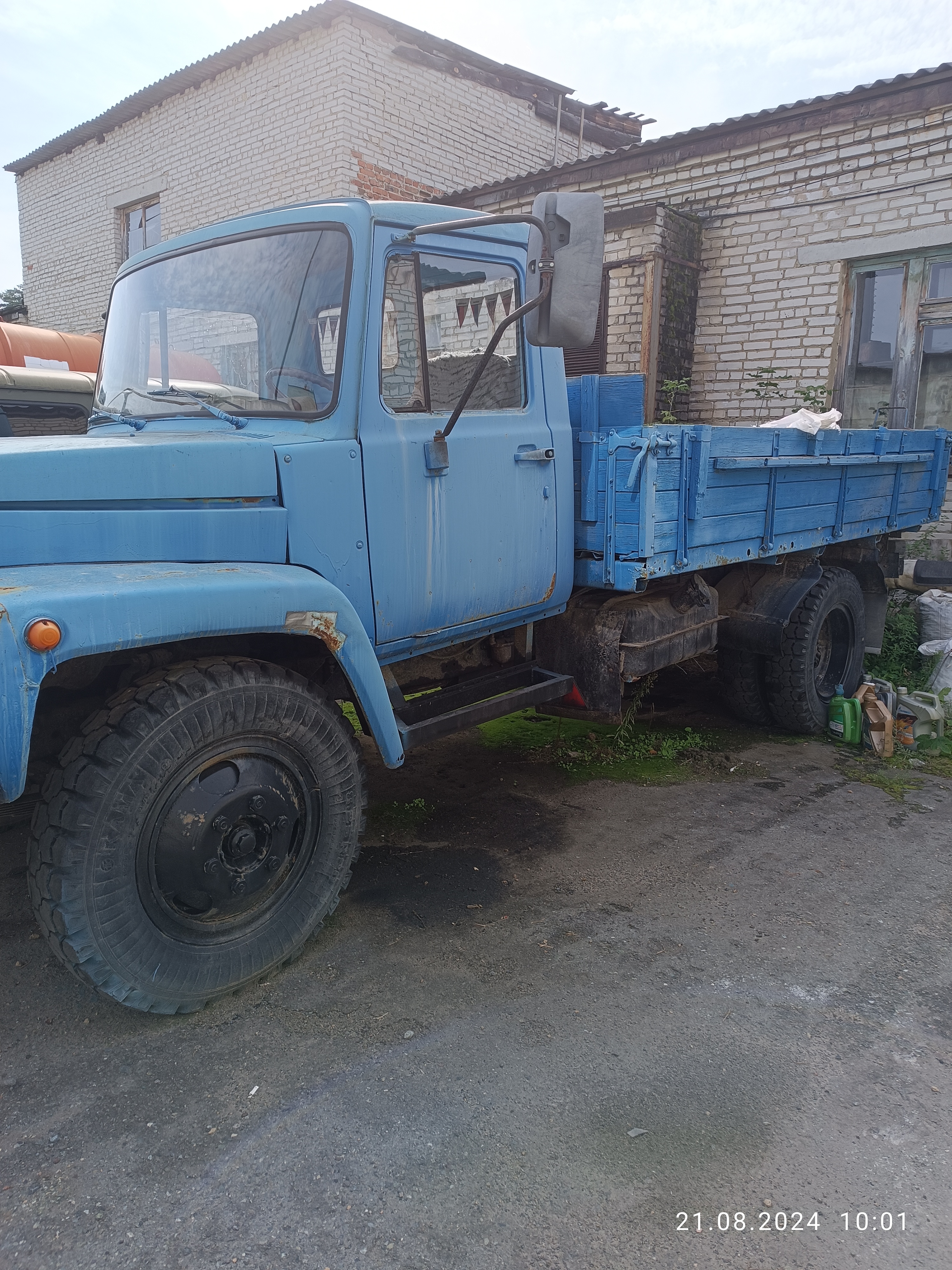 Грузовой бортовой автомобиль ГАЗ 3307, идентификационный номер (VIN) отсутствует, год выпуска 1992