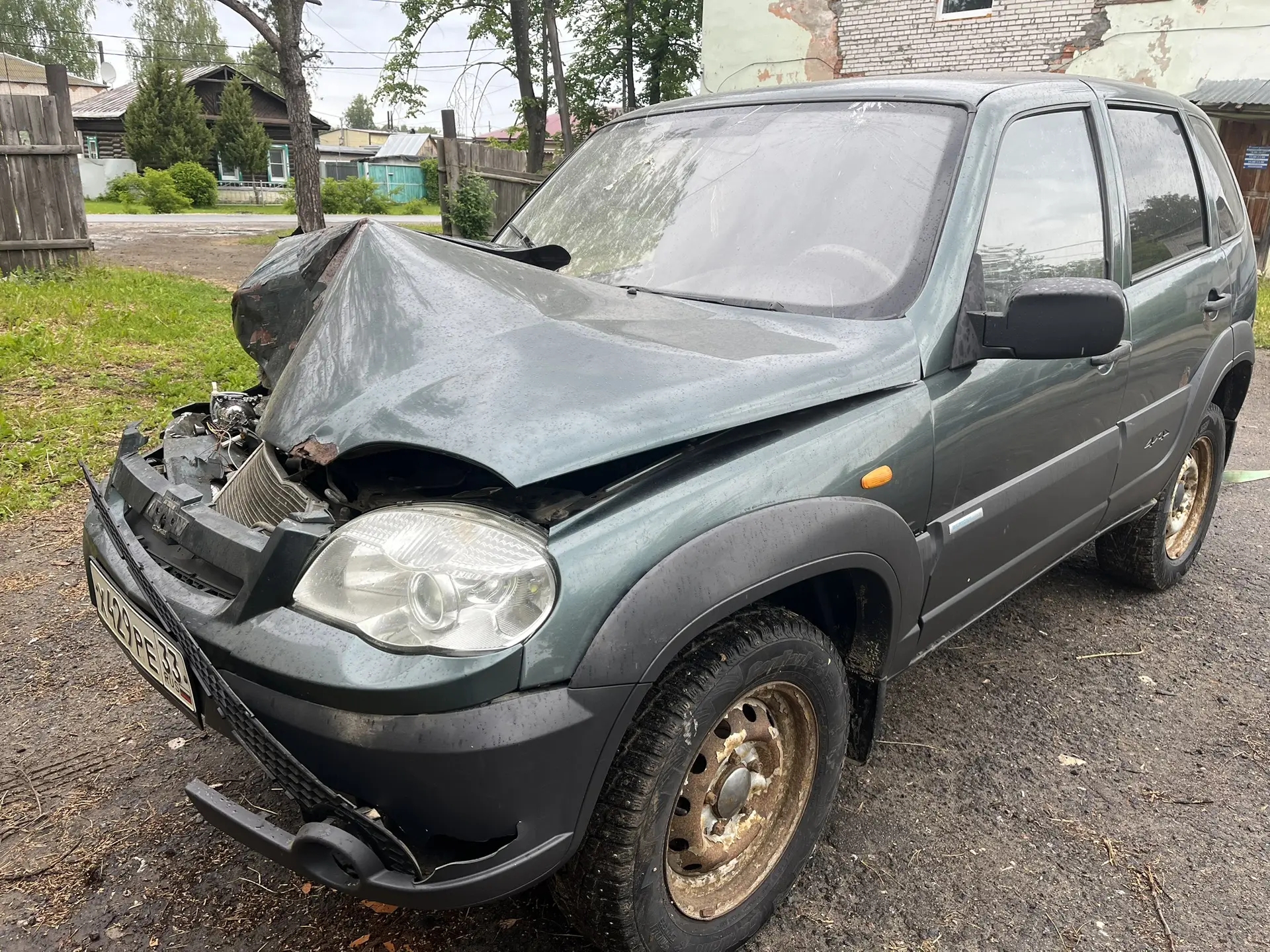Автомобиль CHEVROLET NIVA