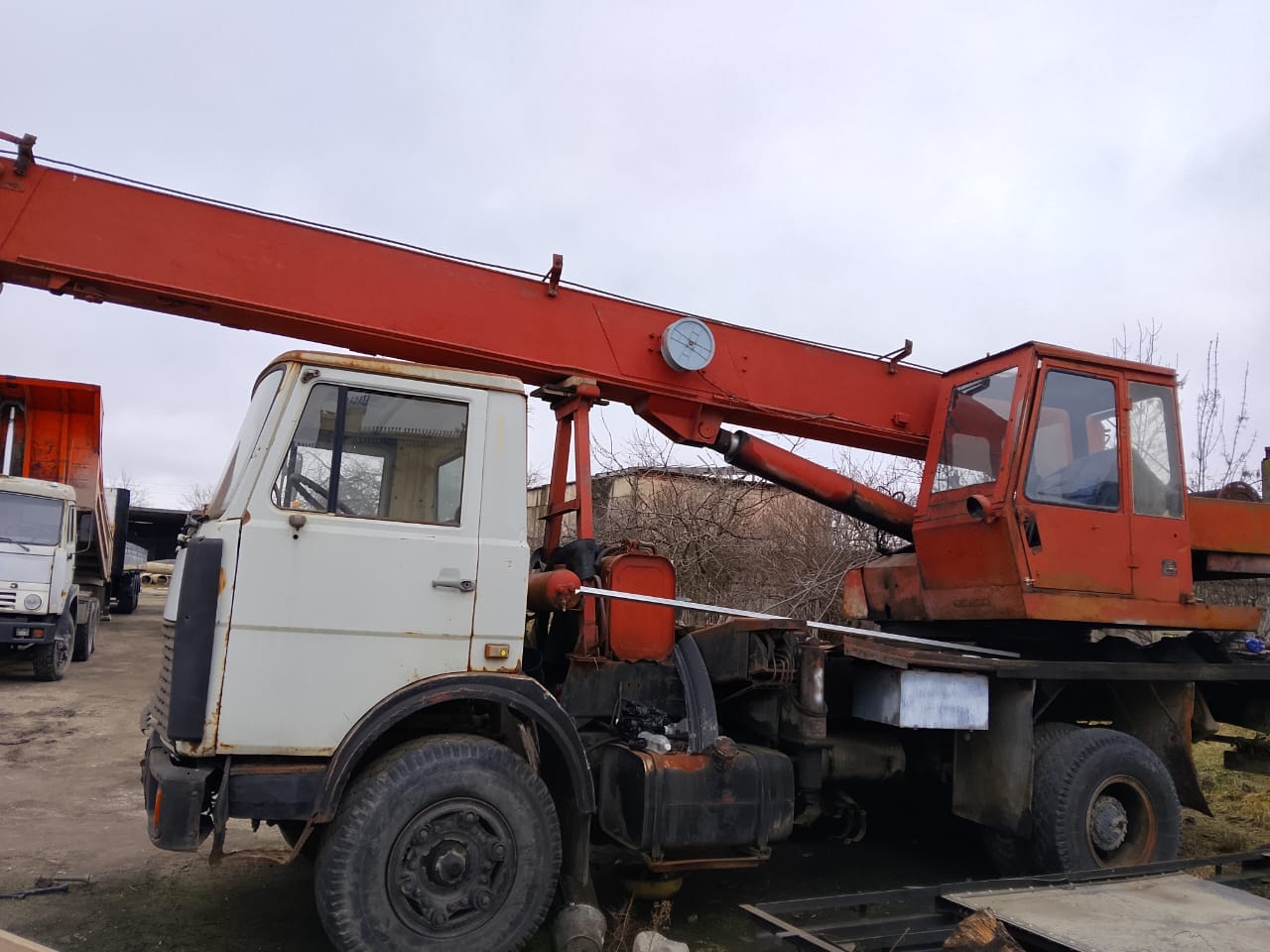 КС-35715 Кран автомобильный