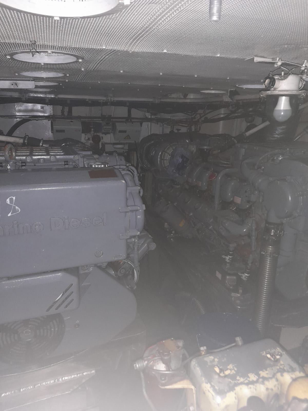 Дизель судовой мощностью 809 кВт (1100 л.с.), заводской номер 70134548023440