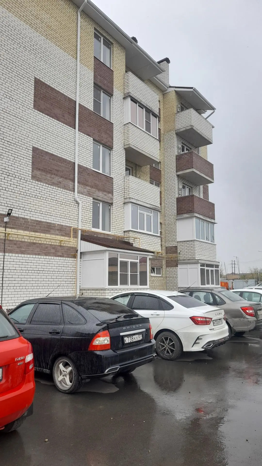 Квартира, назначение: жилое, площадь 33,1 кв.м, этаж № 3, кадастровый номер 26:16:070908:2028, ограничение прав и обременение объекта: ипотека в силу закона, запрещения регистрации, адрес: Ставропольский край, городской округ г. Невинномысск, г. Невинномысск, ул. Кочубея, д. 199, кв. 17.