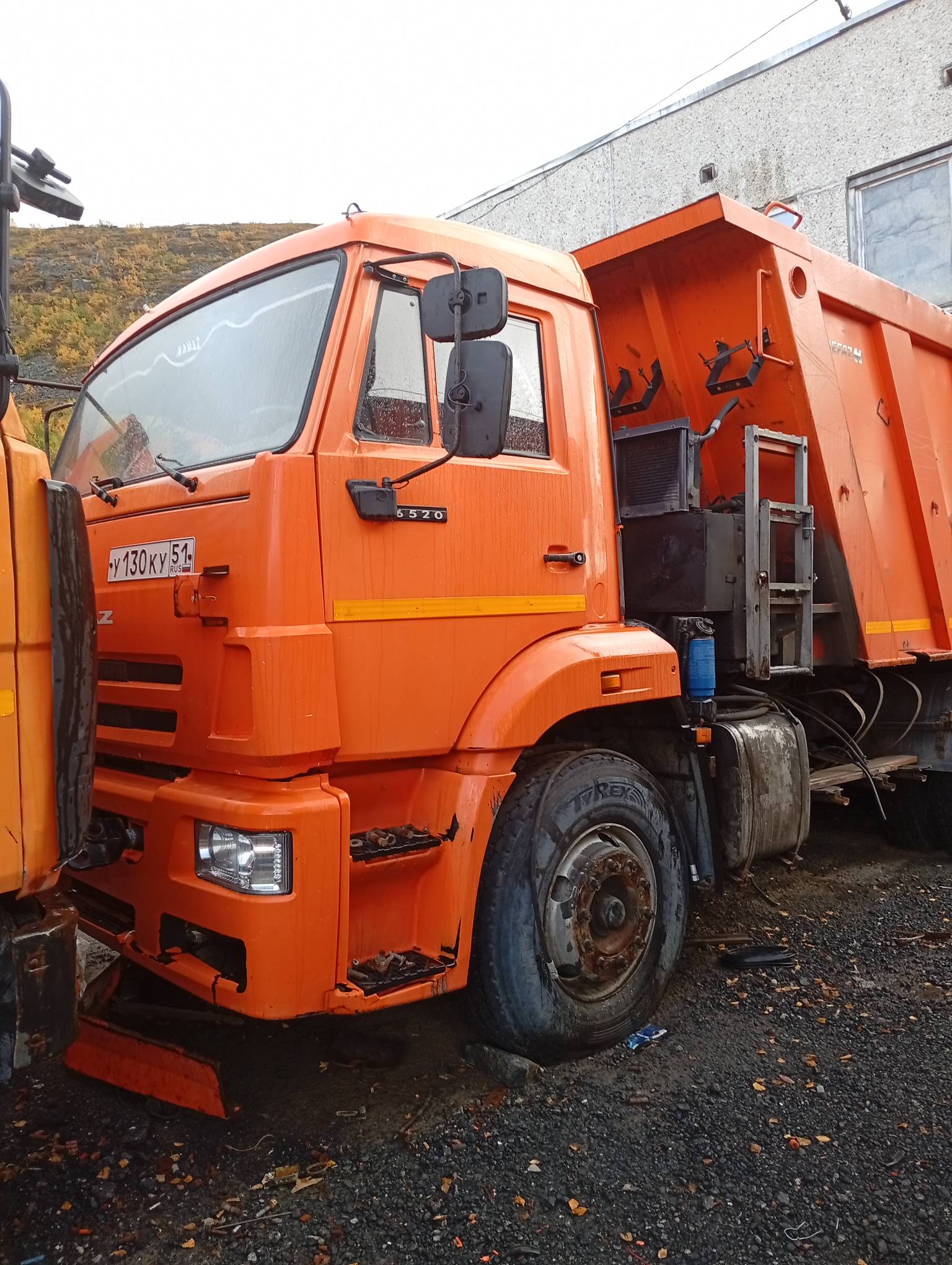 Машина уборочная комбинированная КМД-6520С-Е5 на базе КАМАЗ-6520, VIN X89788246J0FF4008, год выпуска 2018