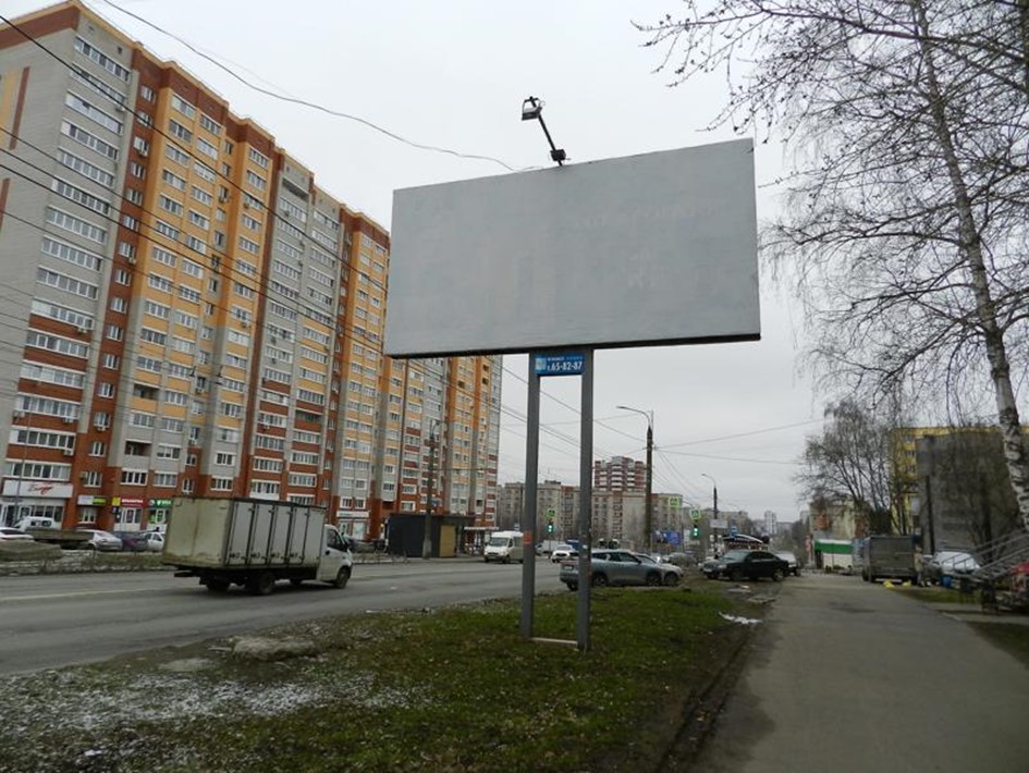 Рекламная конструкция-щит (билборд) двухопорный двусторонний (номенклатурный №: 151414) с размерами информационного поля: 6х3 м.