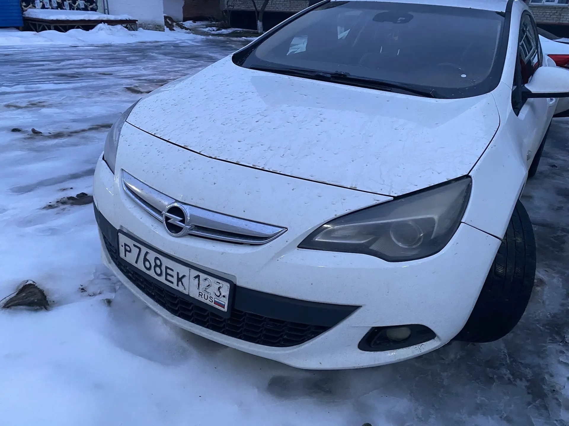 Д-к: Шароглазов К.Л. Транспортное средство OPEL ASTRA GTC PJ/SW, г/в 2012, г/н Р768ЕК123, VIN XWFPD2DC1C0023717. Местонахождение: Республика Адыгея, п. Тлюстенхабль, ул. Кубанская,1 А. Начальная цена 792 838 руб., задаток 118 926 руб., шаг аукциона 7 929 руб., ув. 563
