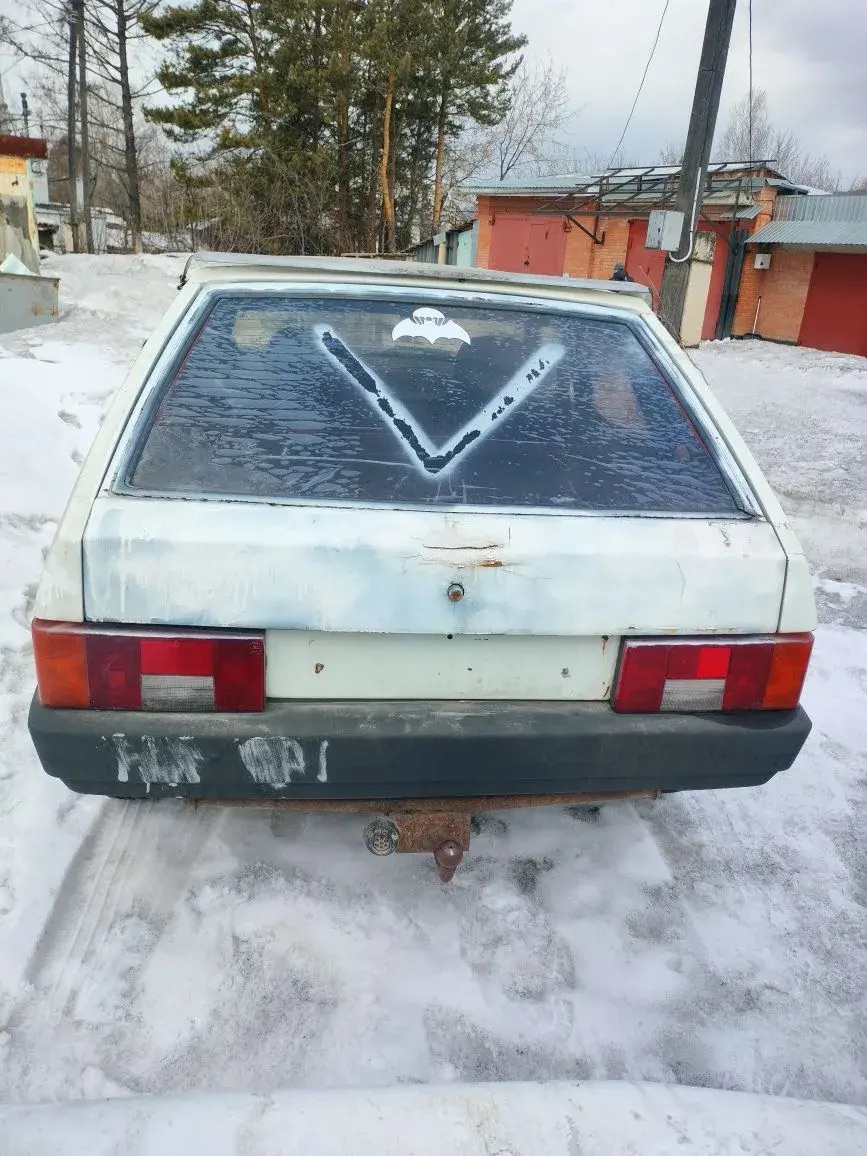 Автомобиль ВАЗ 2109, без г/н, 1994г.в., VIN XTA210930S1621315. Рабочее состояние, и комплектность автомобиля не проверялось. Находится в г. Зеленогорск, данное имущество обращено в доход государства (Документы, ключи отсутствуют). (170/26)