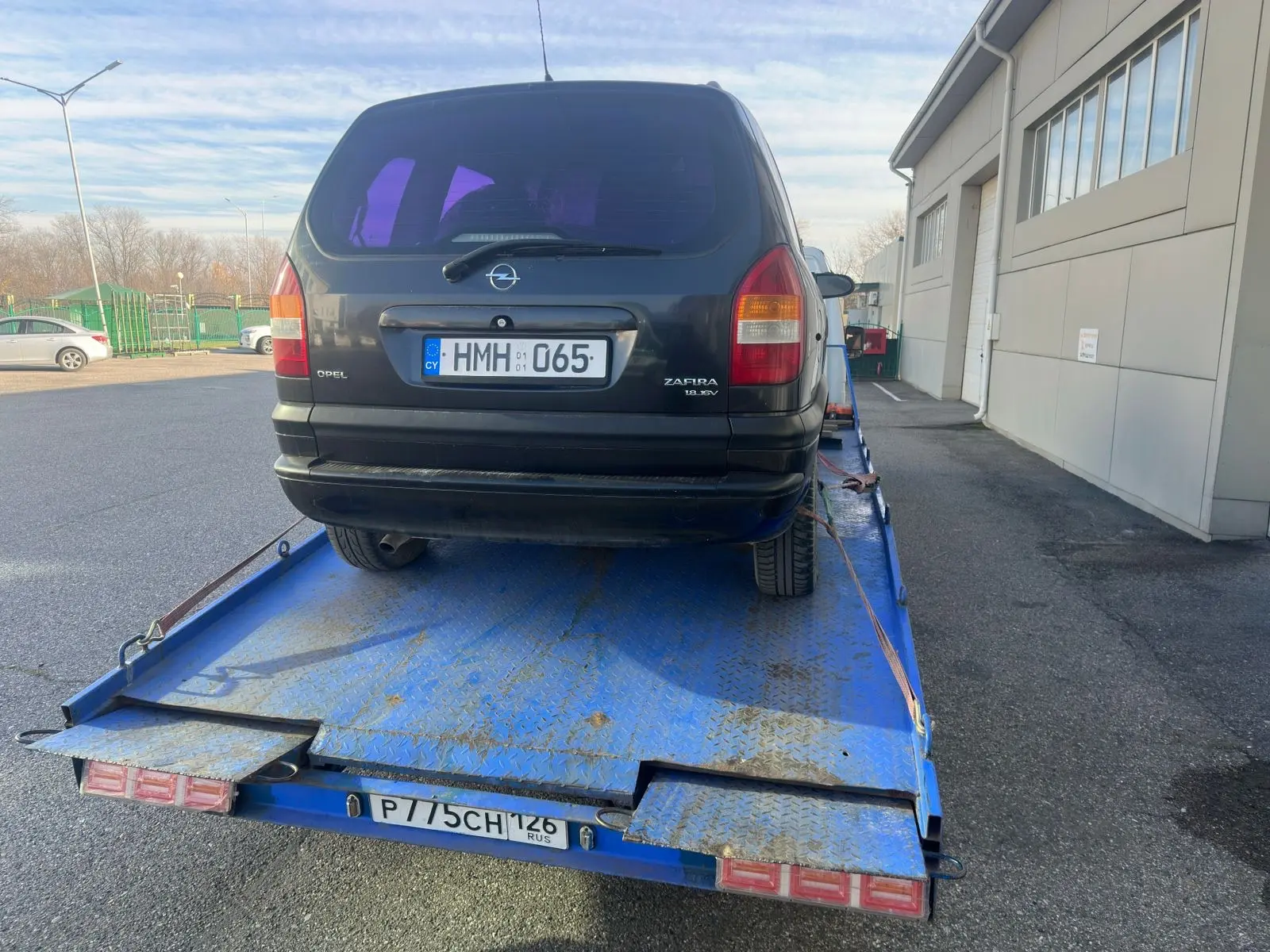 Легковой автомобиль OPEL ZAFIRA, 2000 г.в.