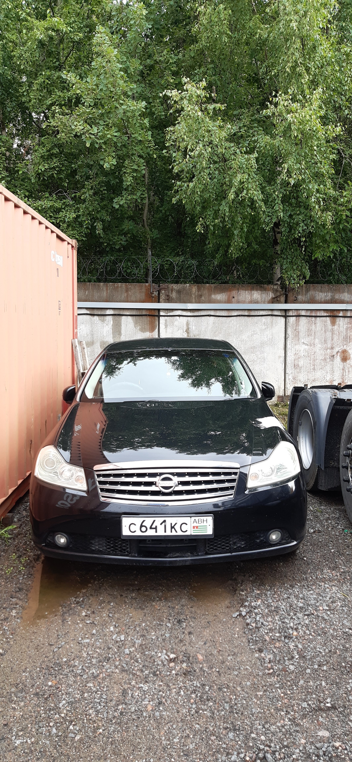 Транспортное средство марки «NISSAN FUGA» (годный остаток)