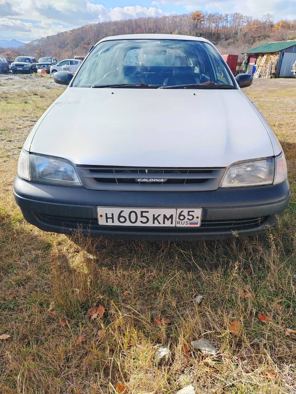 Автомобиль марки “Toyota Caldina” государственный номер Н 605 КМ 65