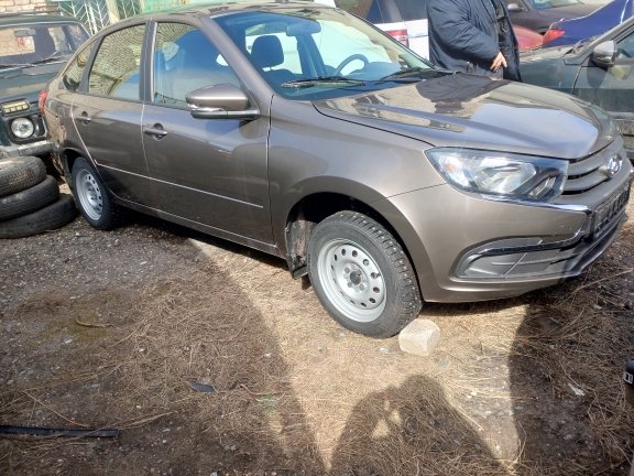 1. Автомобиль марки LADA GRANTA 219140, VIN: ХТА219140S0612653, без государственного регистрационного знака, 2024 года выпуска (21-007256). На транспортные средства наложены ограничения (арест и залог, информация размещена на официальных сайтах https://гибдд.рф, https://www.reestr-zalogov.ru/search).