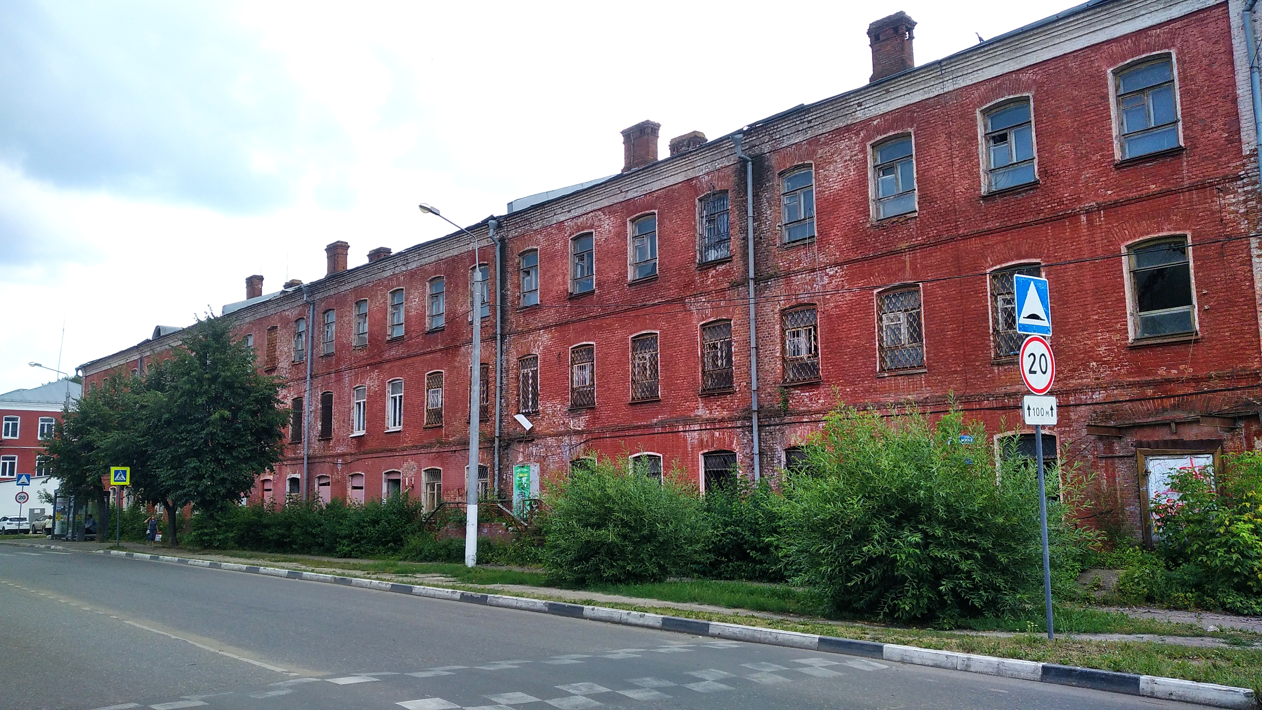 Продажа нежилого здания 3 409,4 кв.м. с земельным участком 2 178 кв.м. в Орехово-Зуевском г.о.