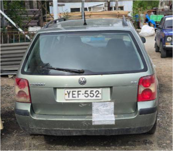 «Volkswagen Passat», регистрационный номер YEF-552, 2001 г. в. VIN: WVWZZZ3BZ1E168114