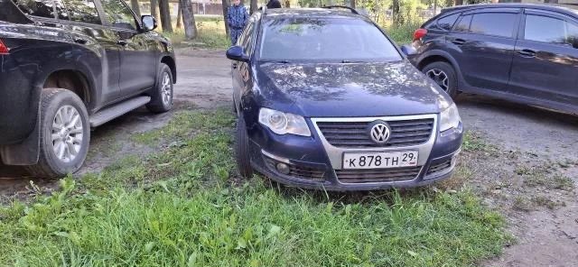 Транспортное средство Volkswagen Passat, 2008 года выпуска, цвет – синий, VIN WVWZZZ3CZ9E069774, государственный номер К878ТН29. Состояние ТС: следы коррозии по всему кузову, ТС не вскрывалось, двигатель не заводился.