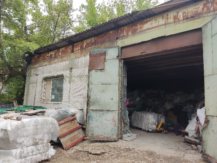 аренда нежилого здания (цех), площадью 97,8 кв. м, кадастровый номер 90:22:010110:198, по адресу: Республика Крым, г. Симферополь, ул. Генерала Васильева, д.34, начальной минимальной стоимостью 18 125 (восемнадцать тысяч сто двадцать пять) рублей 00 копеек арендной платы в месяц (без учета НДС), сроком на 11 (одиннадцать) месяцев
