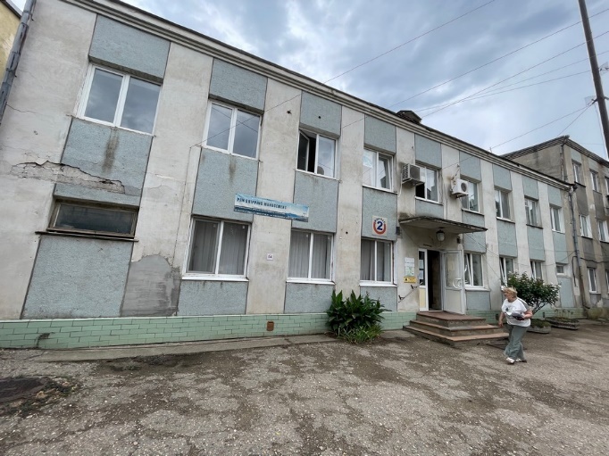 аренда нежилых помещений №№ 15, 16, общей площадью 22,8 кв. м, расположенных на втором этаже нежилого здания (административный корпус) с кадастровым номером 90:19:010109:1162, по адресу: Республика Крым, г. Керчь, ул. Козлова, д 6, общей начальной минимальной стоимостью 12 882 (двенадцать тысяч восемьсот восемьдесят два) рубля 51 копейка арендной платы в месяц (без учета НДС), сроком на 11 (одиннадцать) месяцев