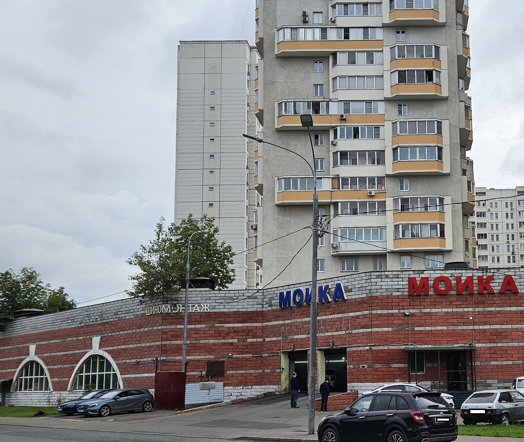 Продажа машино-места, находящегося в оперативном управлении у ГБУ«Жилищник района Богородское» в объекте гаражного назначения по адресу: город Москва, Краснобогатырская улица, дом 9, площадь 16,8 кв.м., подвал 1, пом. IV, ком. 59- м/м 53 кадастровый номер - 77:03:0002020:5009.