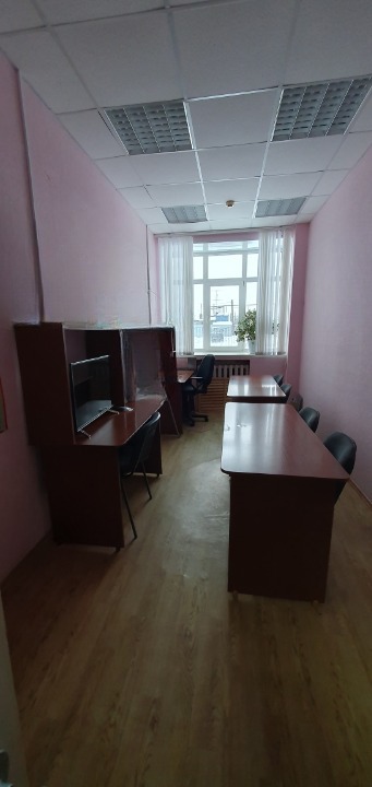 Помещение № 4 на 1 этаже площадью 12,7 кв.м. по адресу: 442246, Пензенская область, г. Каменка, ул. Свердлова, д. 18