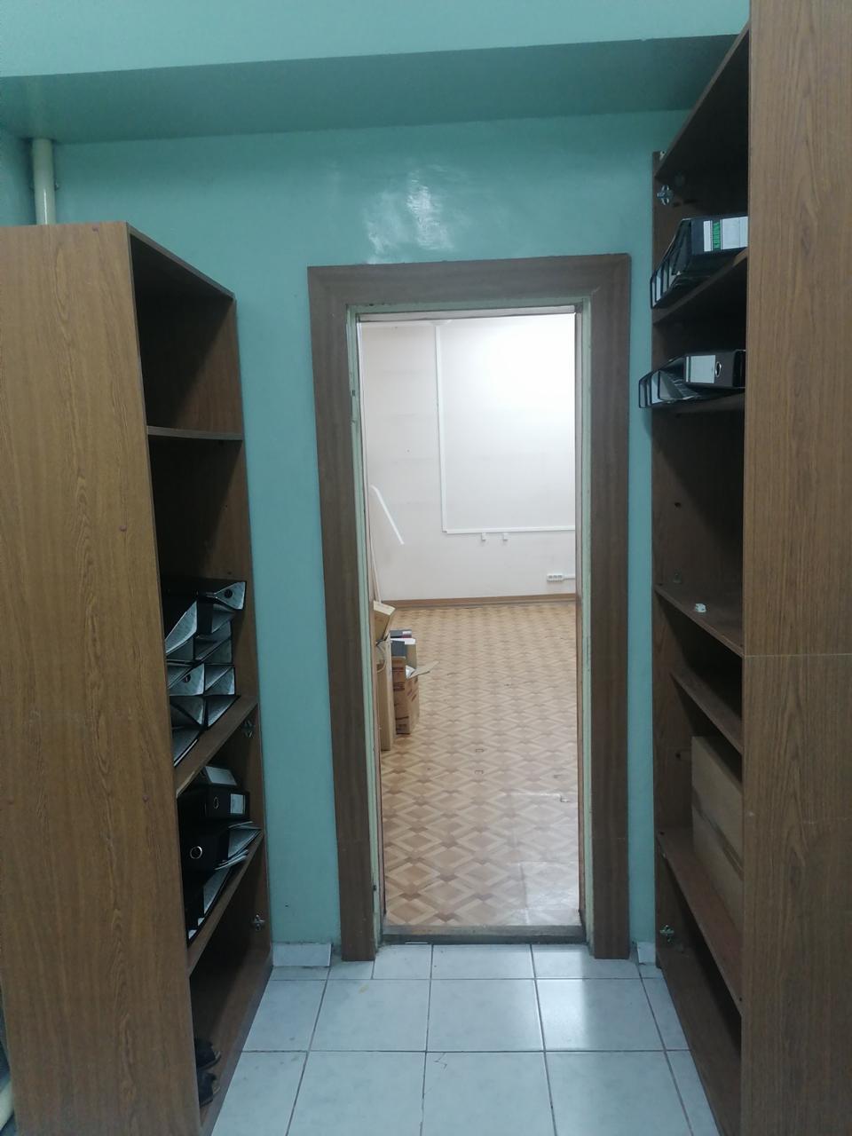 Помещение, реестровый номер федерального имущества П13160003658, кадастровый номер 73:24:011205:552, площадью 33,7 кв.м, адрес: Ульяновская область, г. Ульяновск, ул. Локомотивная, д. 158, пом. 44, 45, 46 цокольный этаж