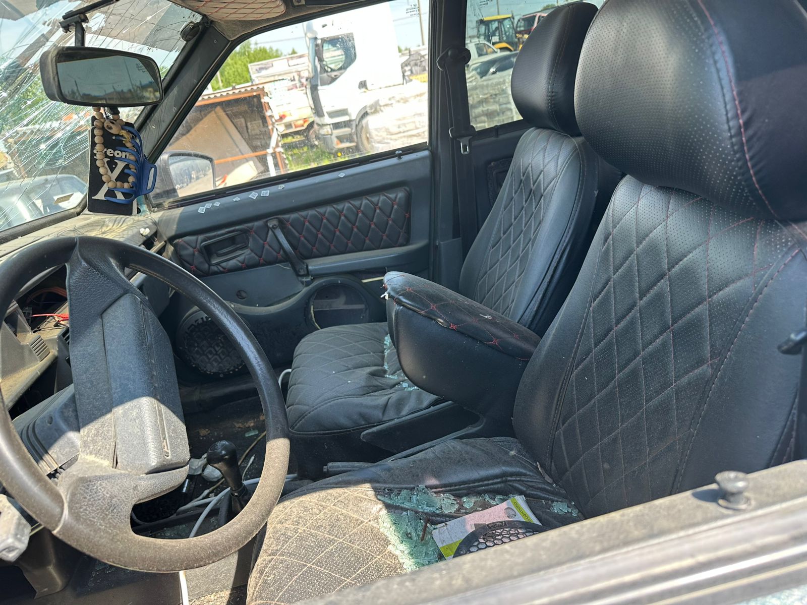 Автомобиль ВАЗ 21093, 2003 г.в., г/н С602УК33, VIN XTA21093033467620; автомобиль ВАЗ 21074, 2003 г.в., г/н Н816ЕЕ33, VIN XTA21074031791019; автомобиль ВАЗ 21074, 2009 г.в., г/н М116МА33, VIN XTA21074092870424; автомобиль ЛАДА 211540 LADA SAMARA, 2012 г.в., г/н Т588ТН33, VIN XTA211540C5123823; автомобиль ВАЗ 21144, 2007 г.в., г/н А021НМ62, VIN XTA21144084555074 (Реализация по прямому назначению).