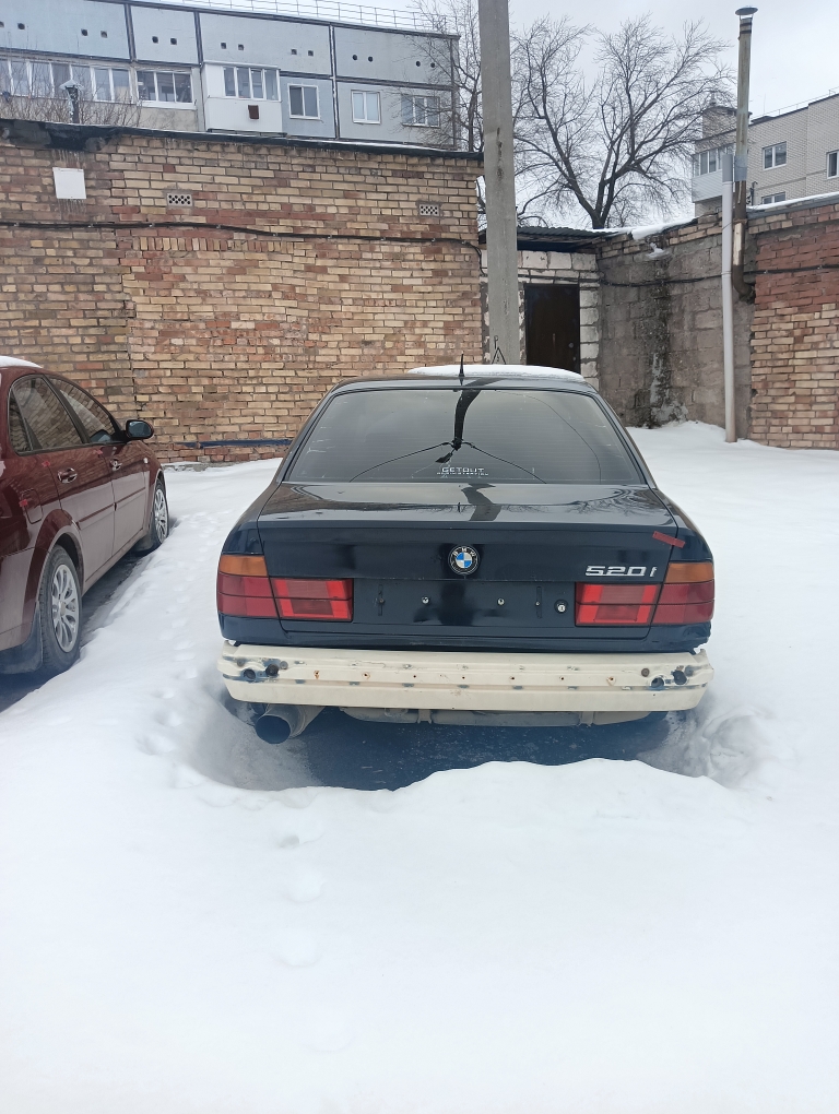 Автомобиль марки БМВ 520i без г/н, vin WBAHB51080GG26881