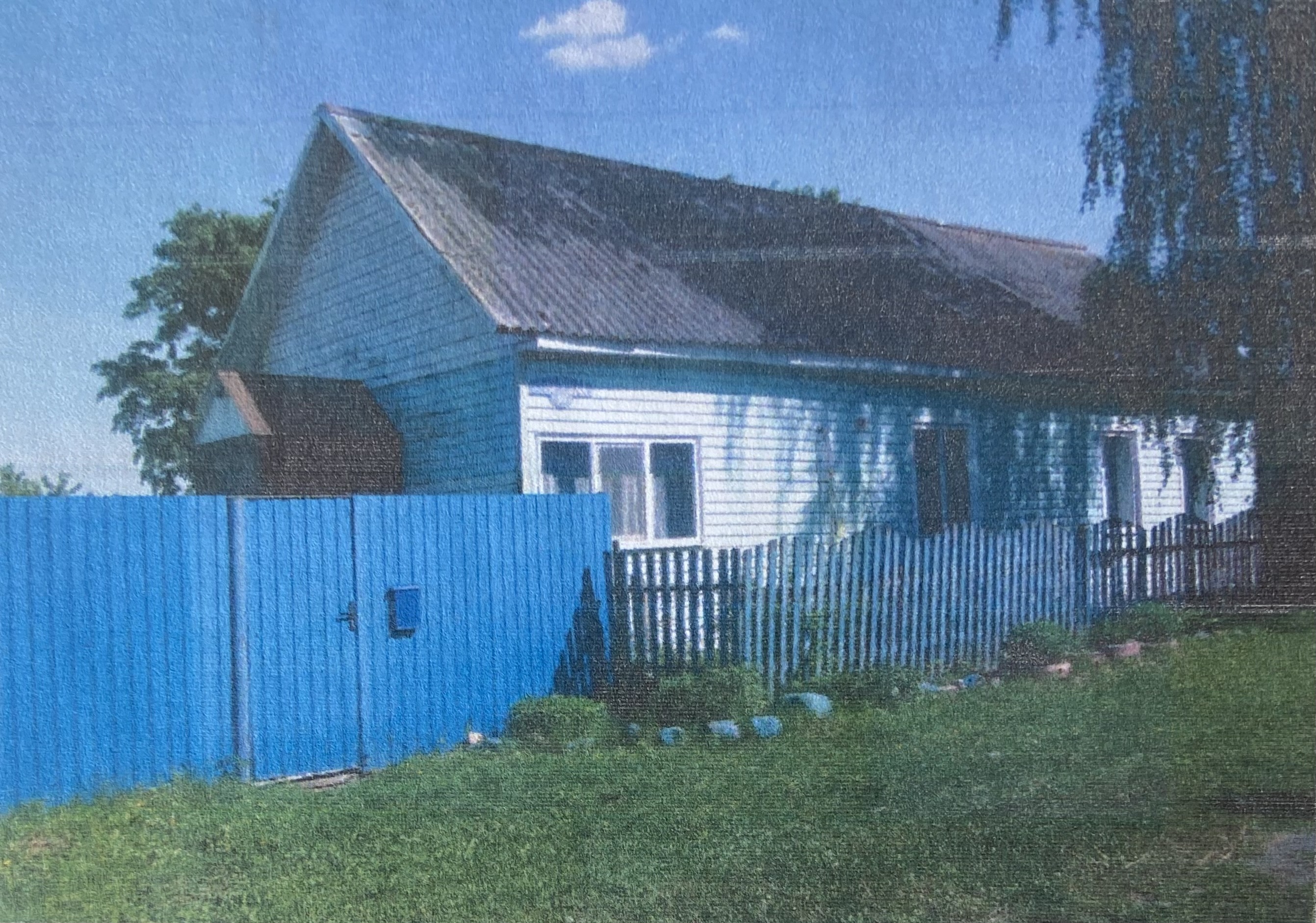 Нежилое помещение общей площадью 39,5 кв.м., расположенное по адресу: Брянская область, муниципальный район Красногорский, городское поселение Красногорское, деревня Селец, улица Советская, дом 59, кадастровый номер 32:15:0360101:328, с земельным участком общей площадью 500 кв.м, категория земель: земли населенных пунктов, разрешенное использование: для ведения личного подсобного хозяйства, кадастровый номер – 32:15:0360101:51.
