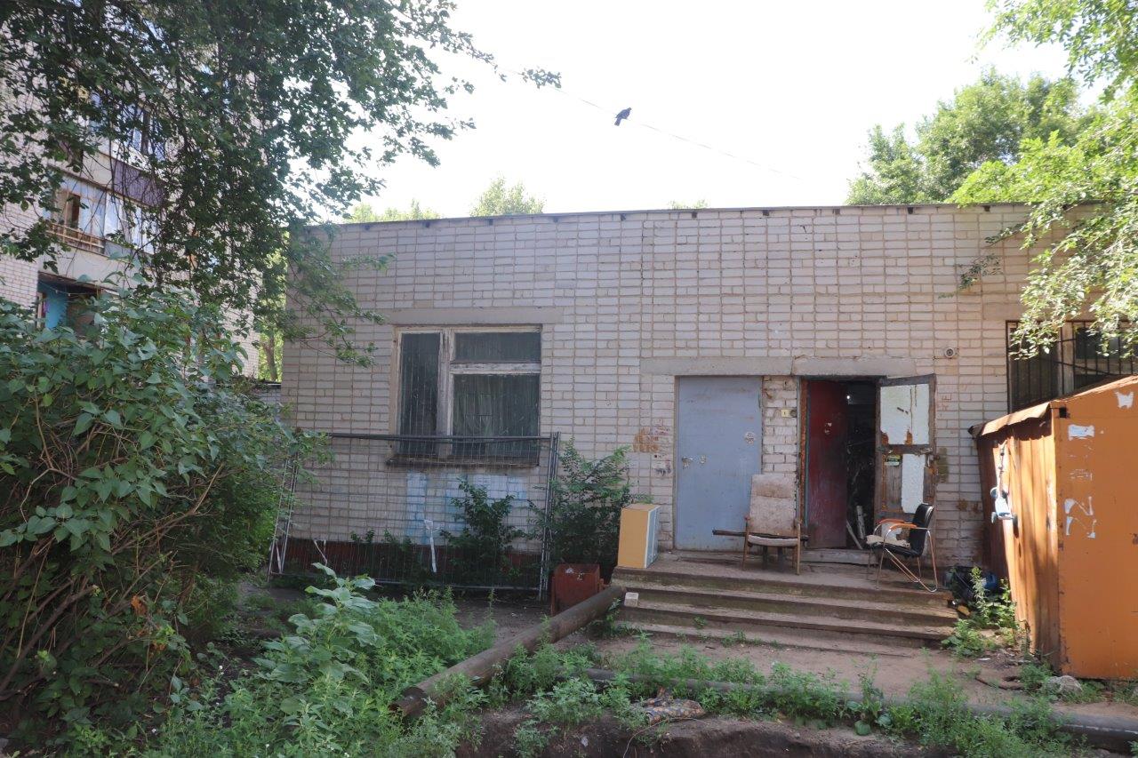 Нежилое помещение, назначение: нежилое, площадь 125,6 кв. м, этаж № 1, кадастровый номер: 36:34:0305009:7005, расположенное по адресу: г. Воронеж, ул. Туполева, д. 15. Свободное