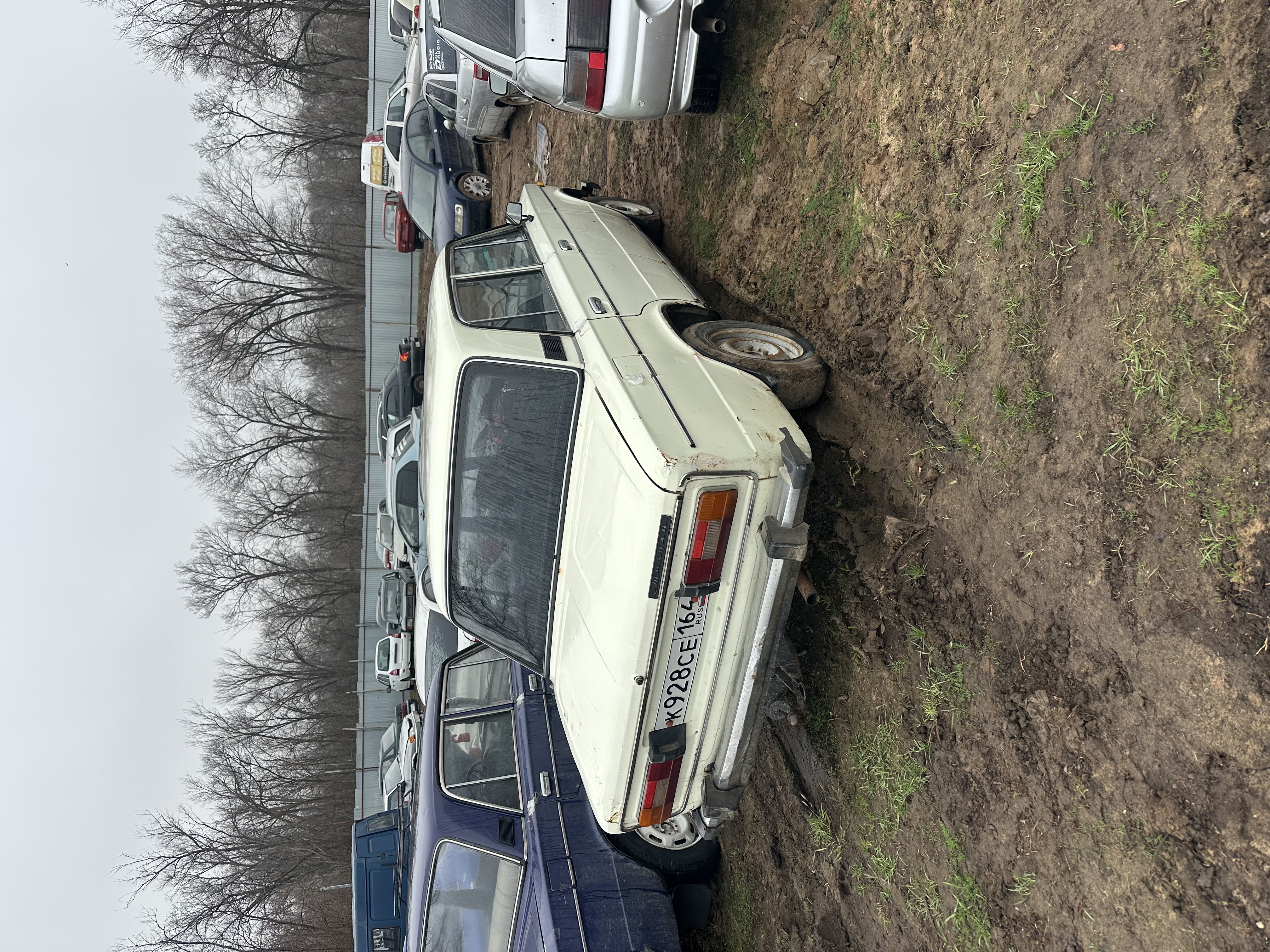 Лот №8 – Легковой автомобиль ВАЗ 21060, 1998 г.в., (64-010684)