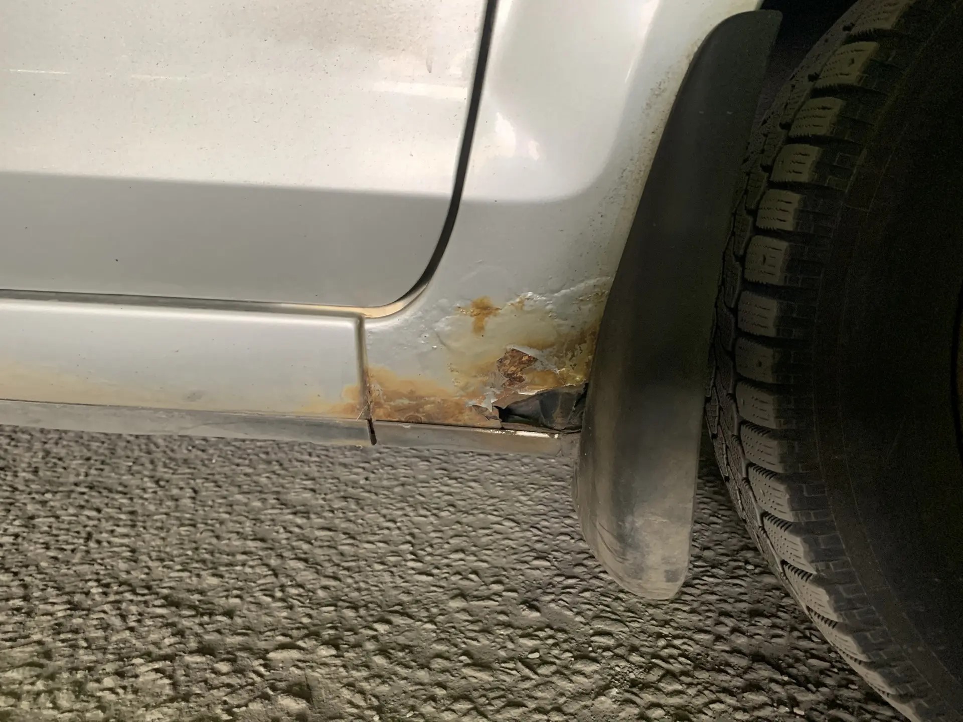 Высвобождаемое движимое военное имущество (автотранспортное средство)