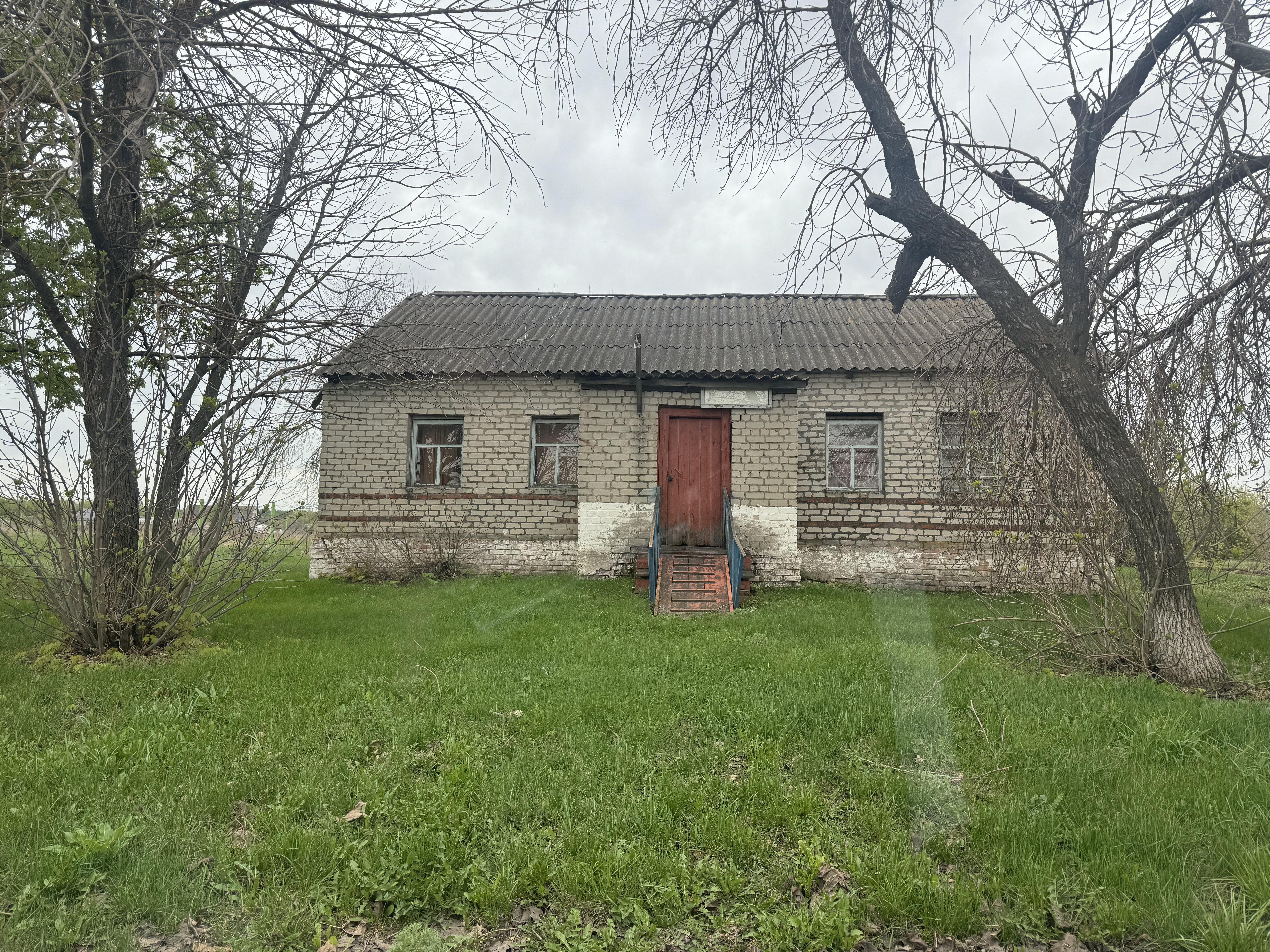 Здание: площадь: 103,1 кв. м; назначение: нежилое; местонахождение имущества: Российская Федерация, Тамбовская область, Знаменский муниципальный округ, деревня Борозда, улица Полевая, дом 33; кадастровый номер: 68:04:1905005:129