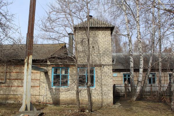 Нежилое здание